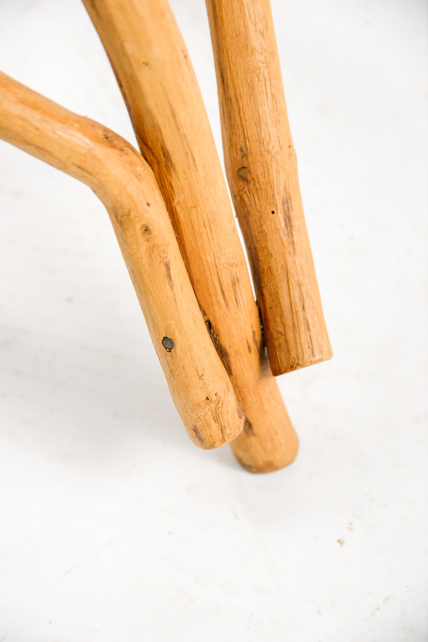 Driftwood Style Wooden Side Table / 流木 木製サイドテーブル