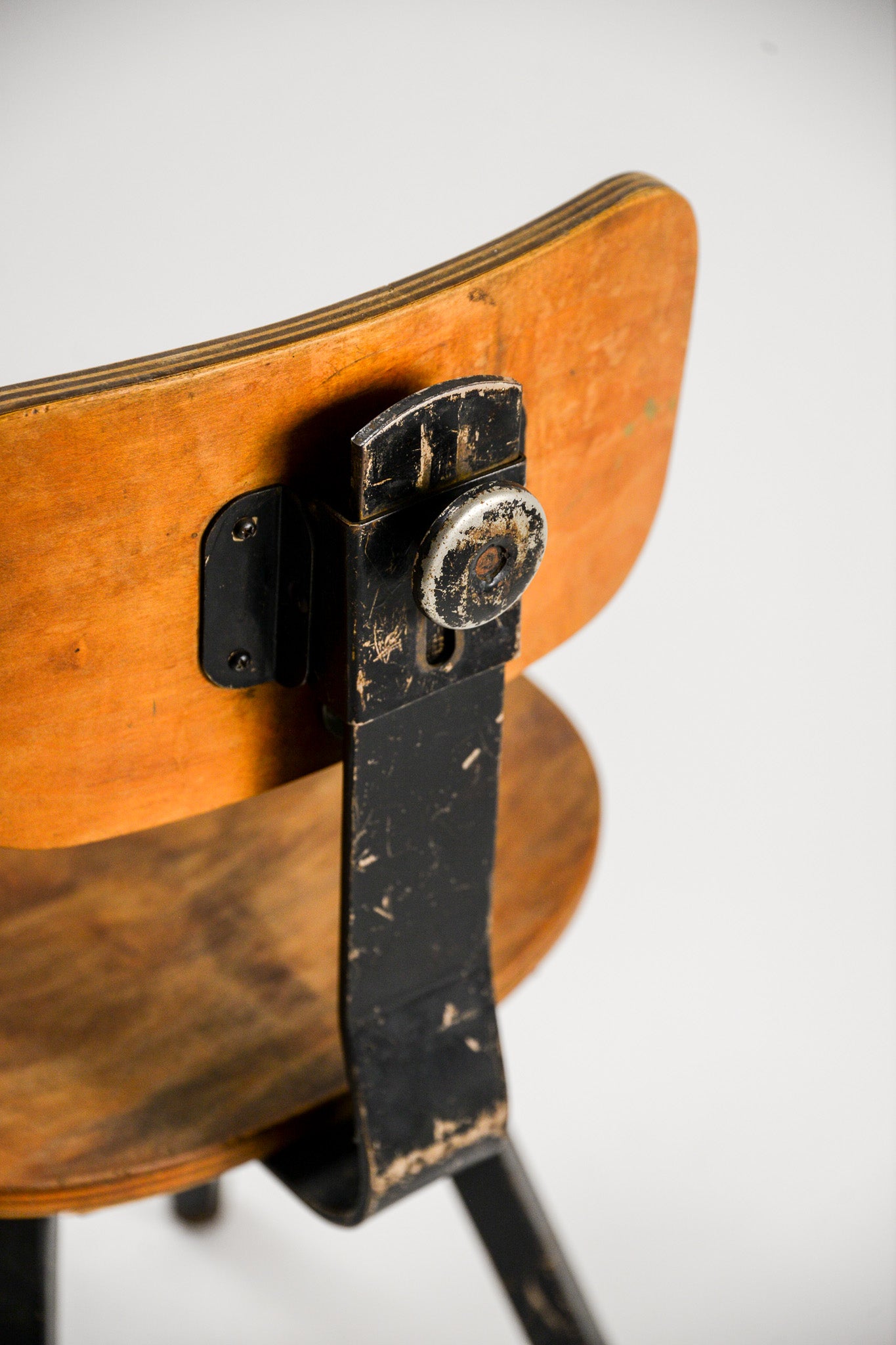 Vintage Industrial Swivel Chair / ヴィンテージ インダストリアル スイベルワークチェア（Rowacスタイル）