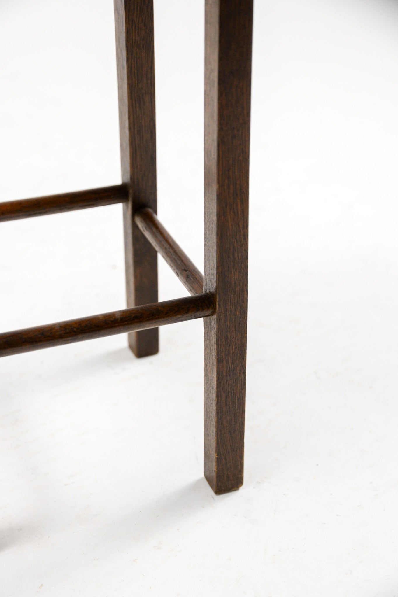 Wooden Mini Stand / 木製ミニ台