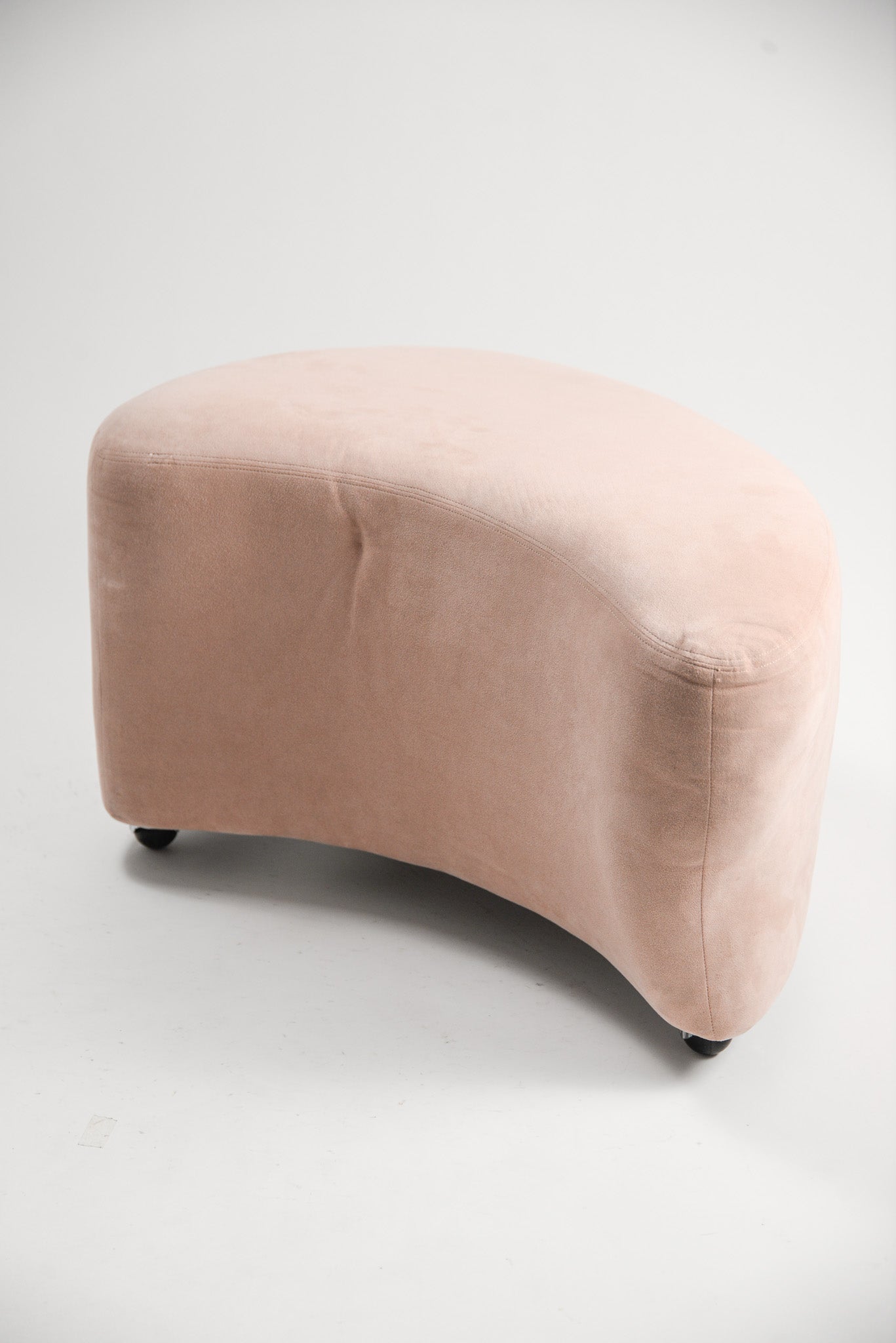 Suede Boomerang Ottoman / スエードブーメランオットマン