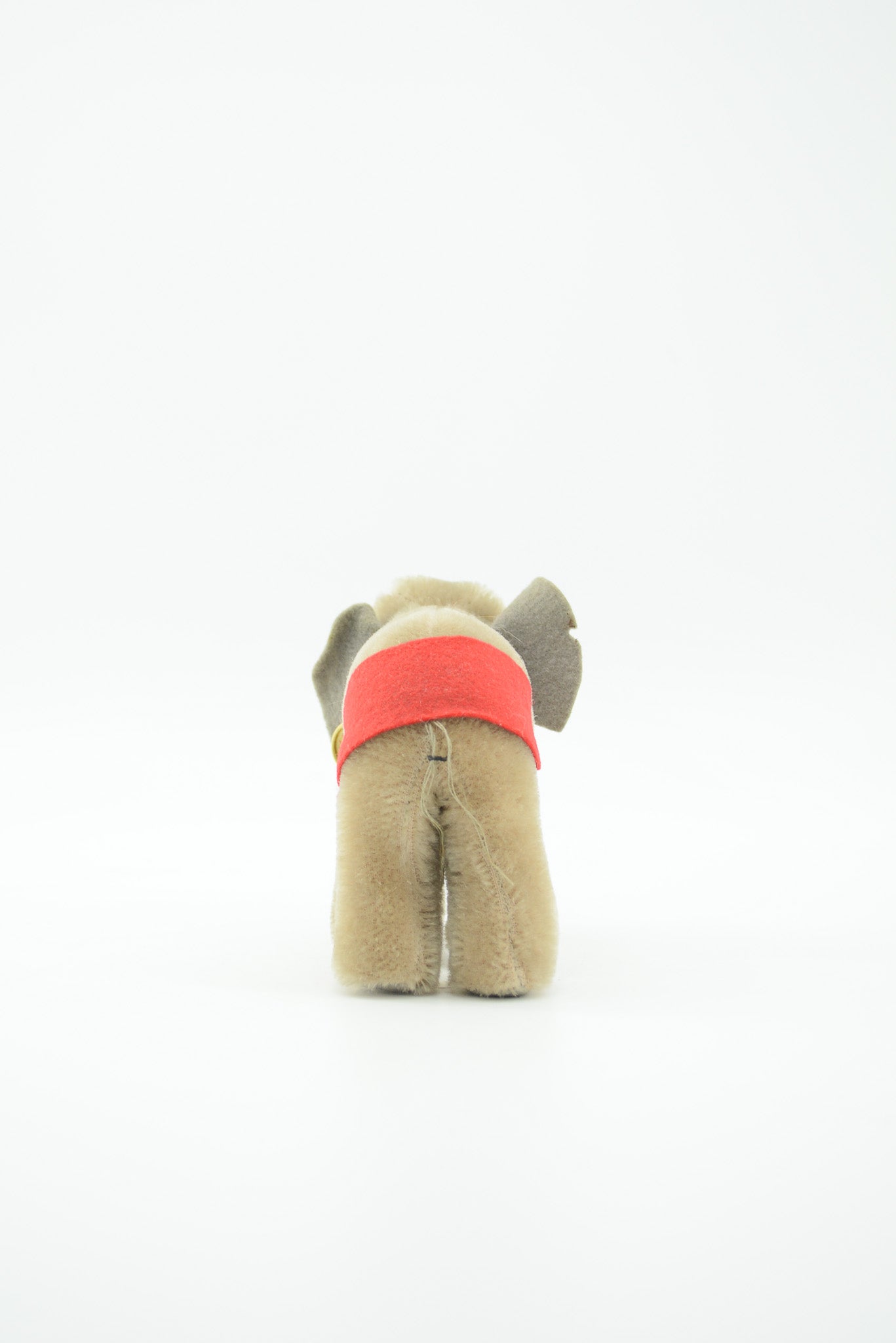 HERMANN Elephant Plush / HERMANN ゾウのぬいぐるみ