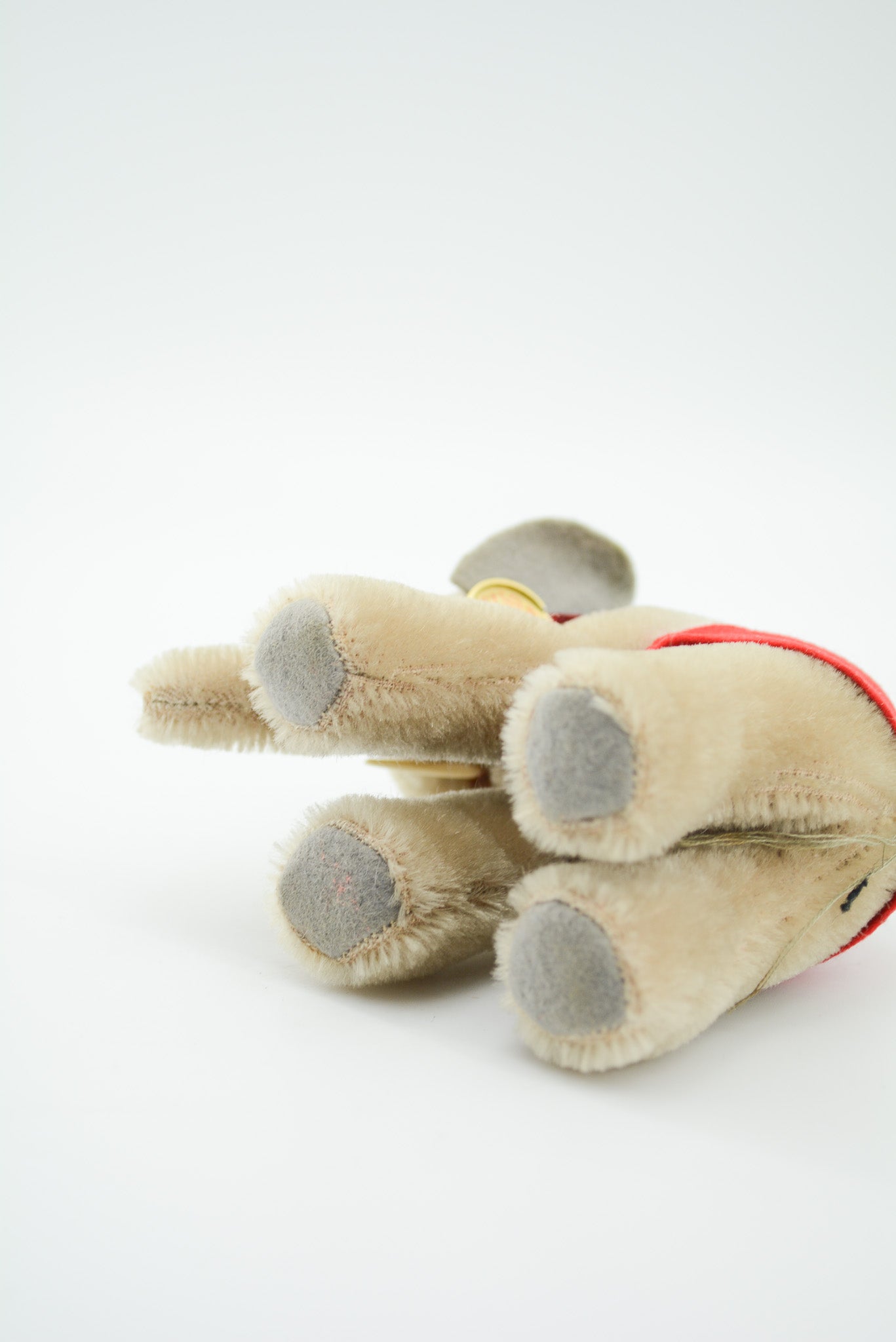 HERMANN Elephant Plush / HERMANN ゾウのぬいぐるみ