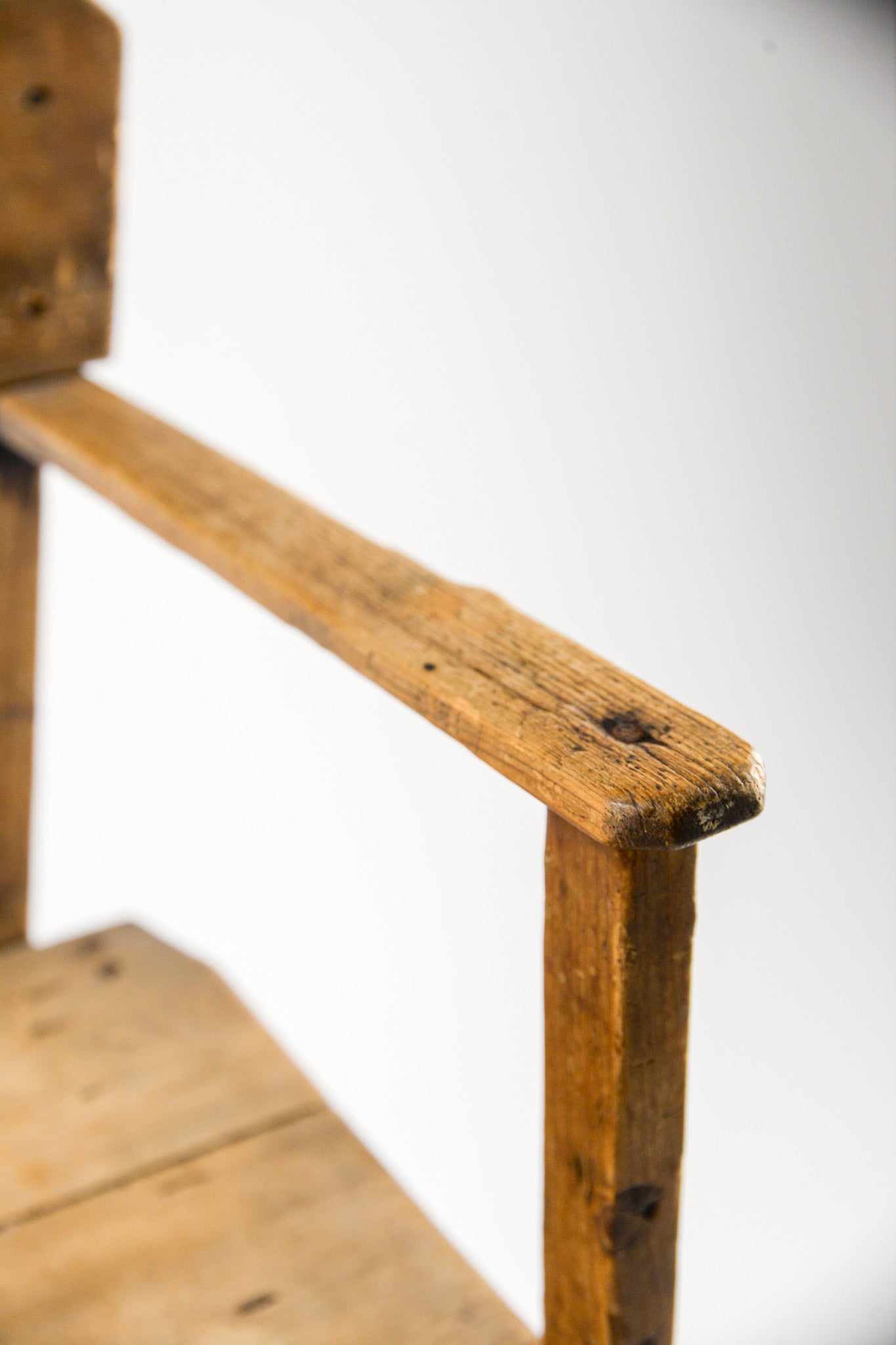 Wooden Child's High Chair / 木製子供椅子（ハイチェア）