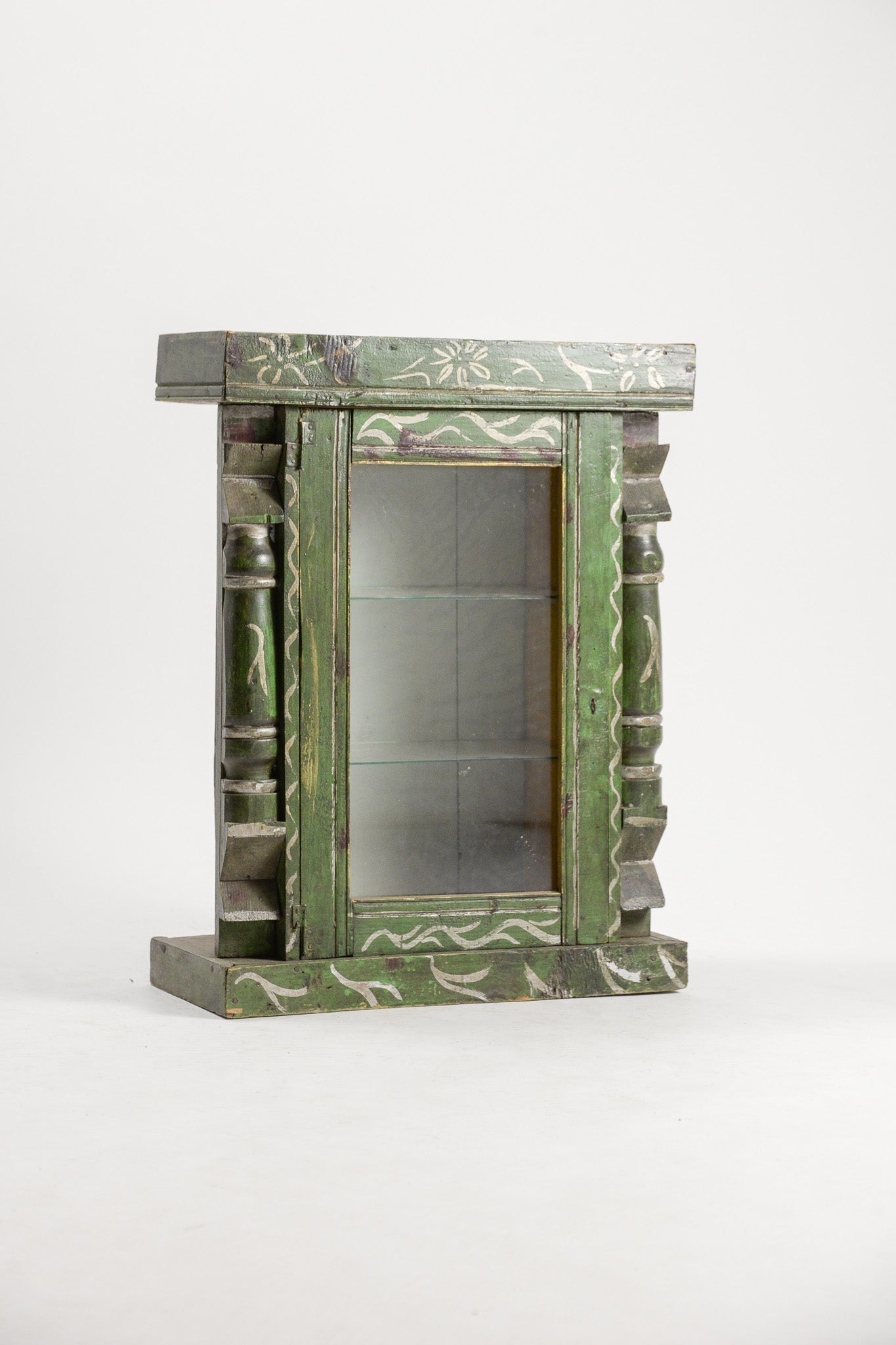 Green Wooden Glass Case / ガラスケース 緑木製