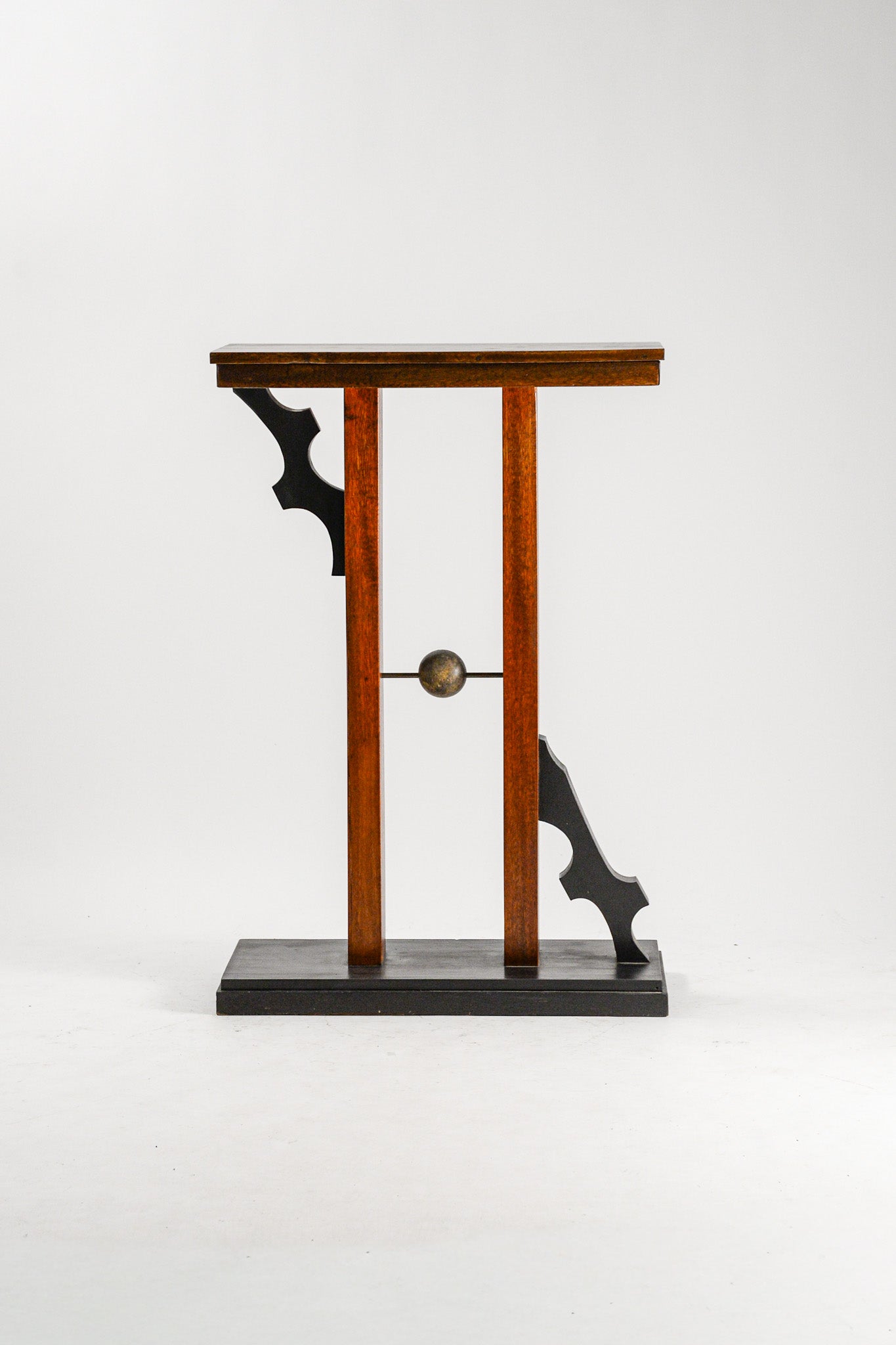 Handcrafted Wood Plant Stand / 製作花台