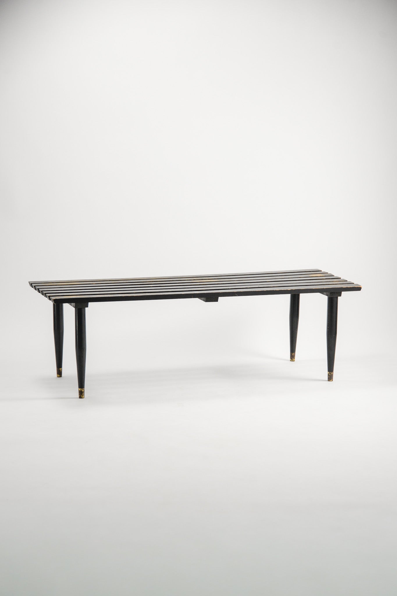 Black Wooden Coffee Table / ブラックペイント ウッド コーヒーテーブル