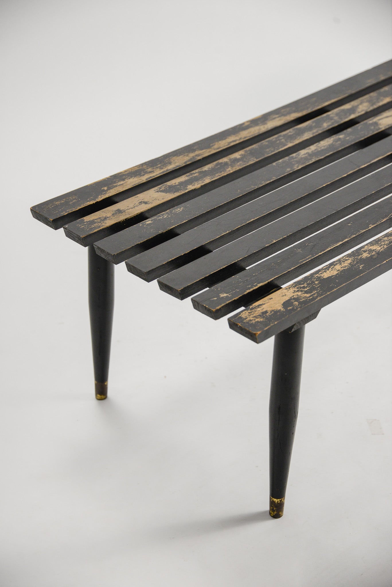 Black Wooden Coffee Table / ブラックペイント ウッド コーヒーテーブル