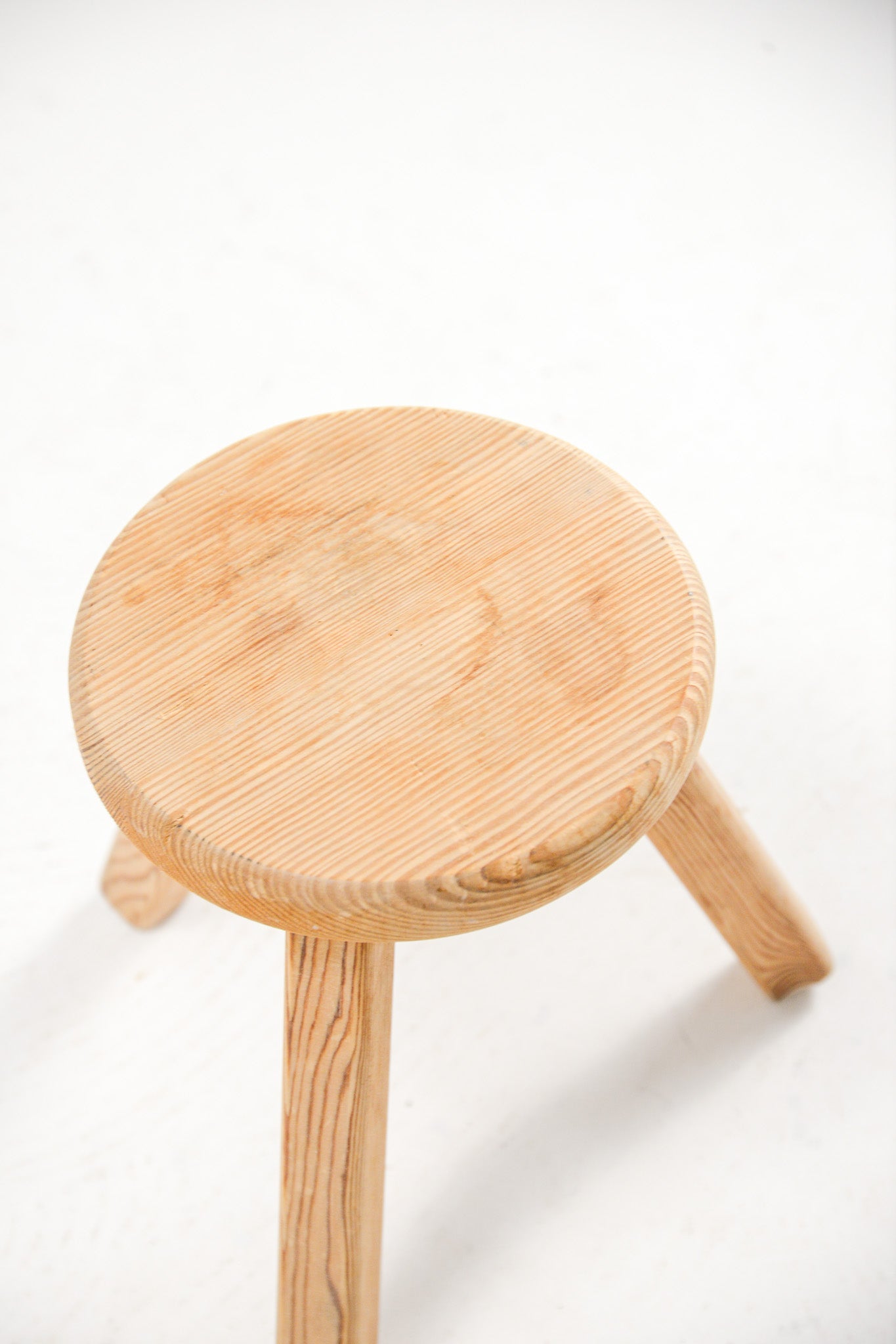 Wooden Mini Stool / 木製ミニスツール