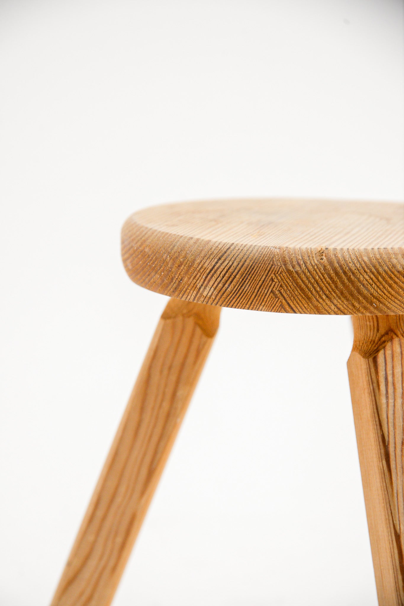 Wooden Mini Stool / 木製ミニスツール – STORE IN FACTORY Online