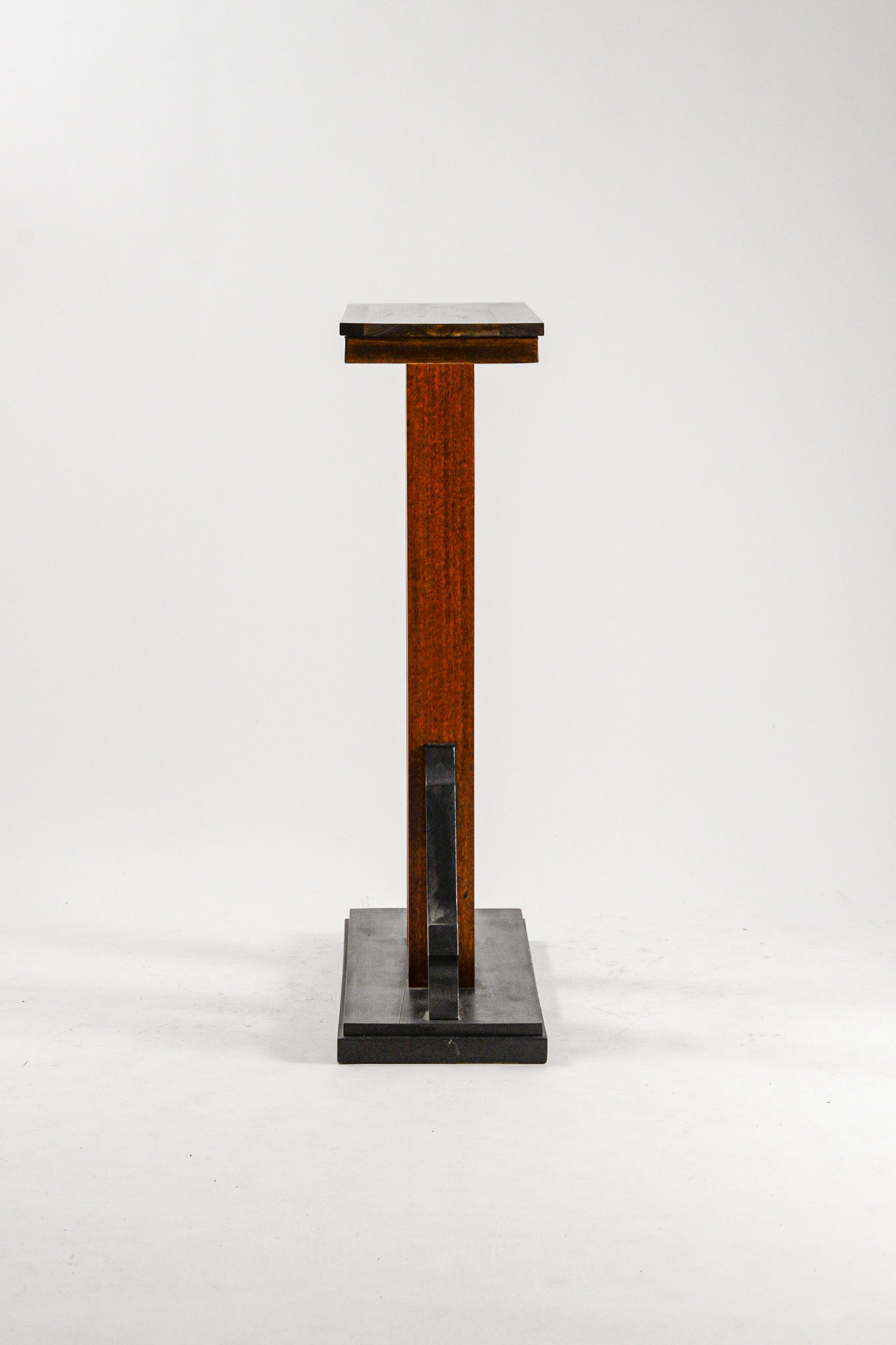 Handcrafted Wood Plant Stand / 製作花台