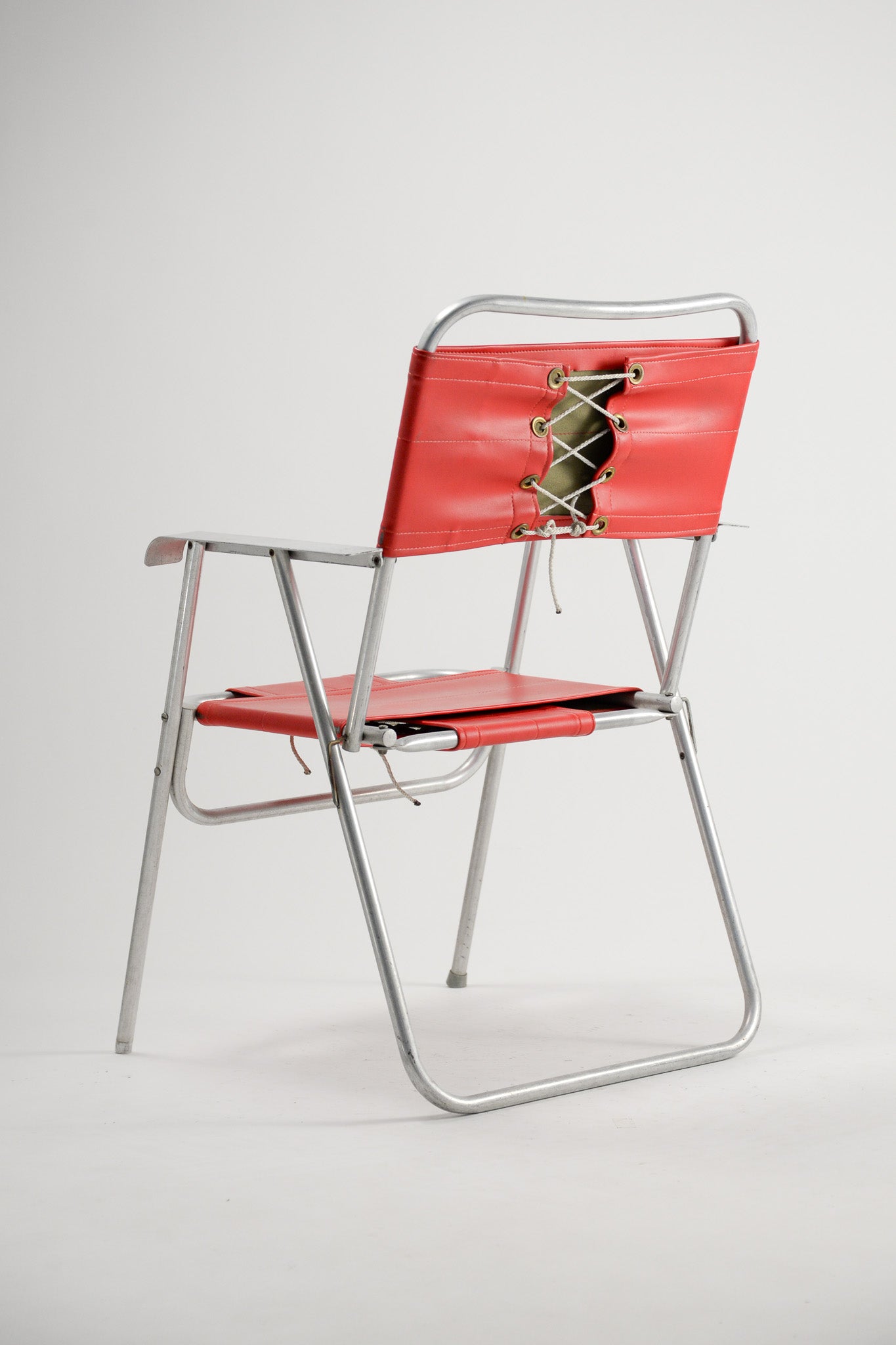 Armchair Folding Chair / アーム付き折りたたみ椅子