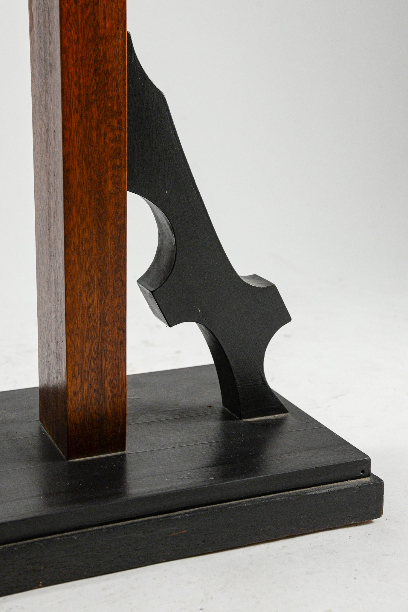 Handcrafted Wood Plant Stand / 製作花台