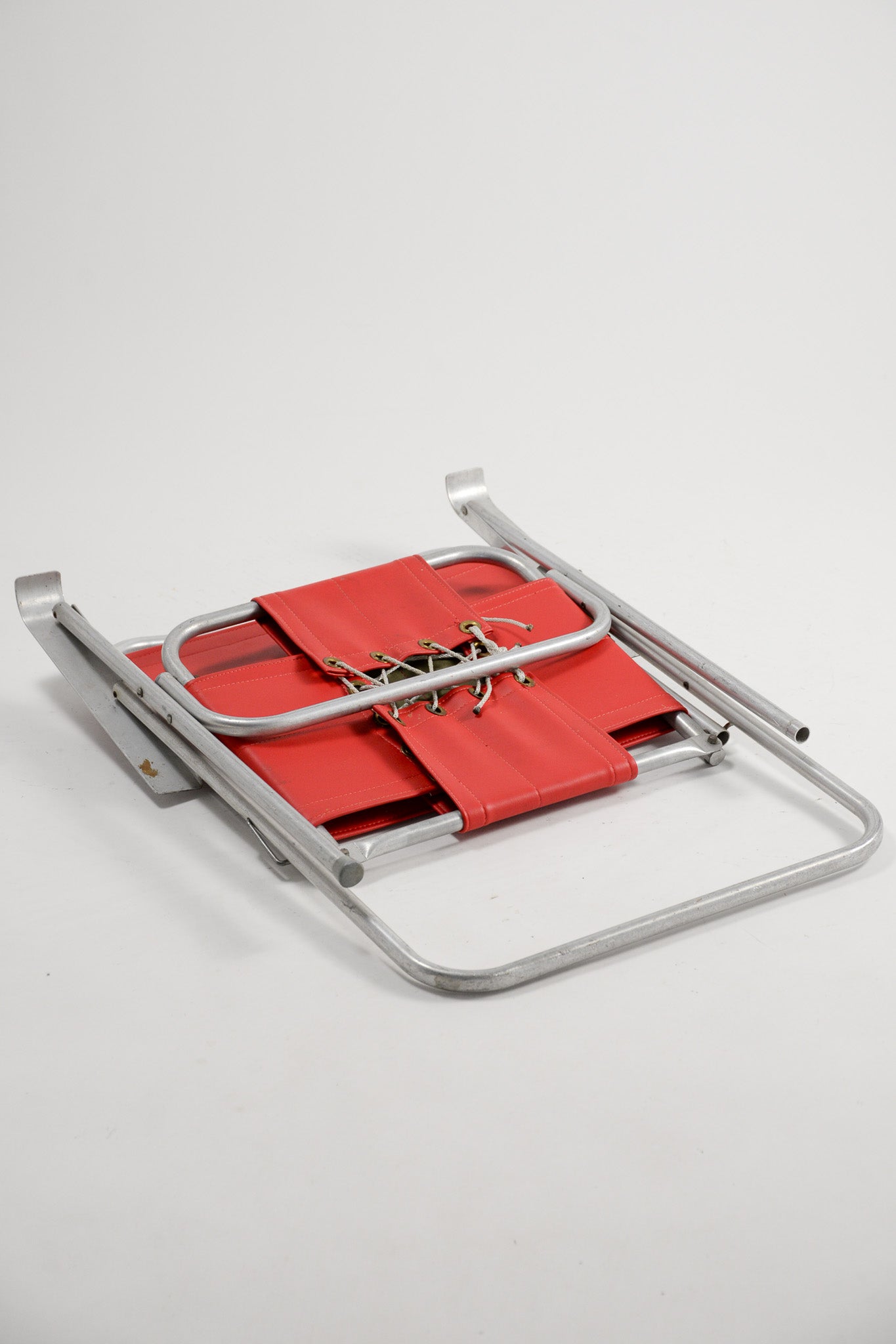 Armchair Folding Chair / アーム付き折りたたみ椅子