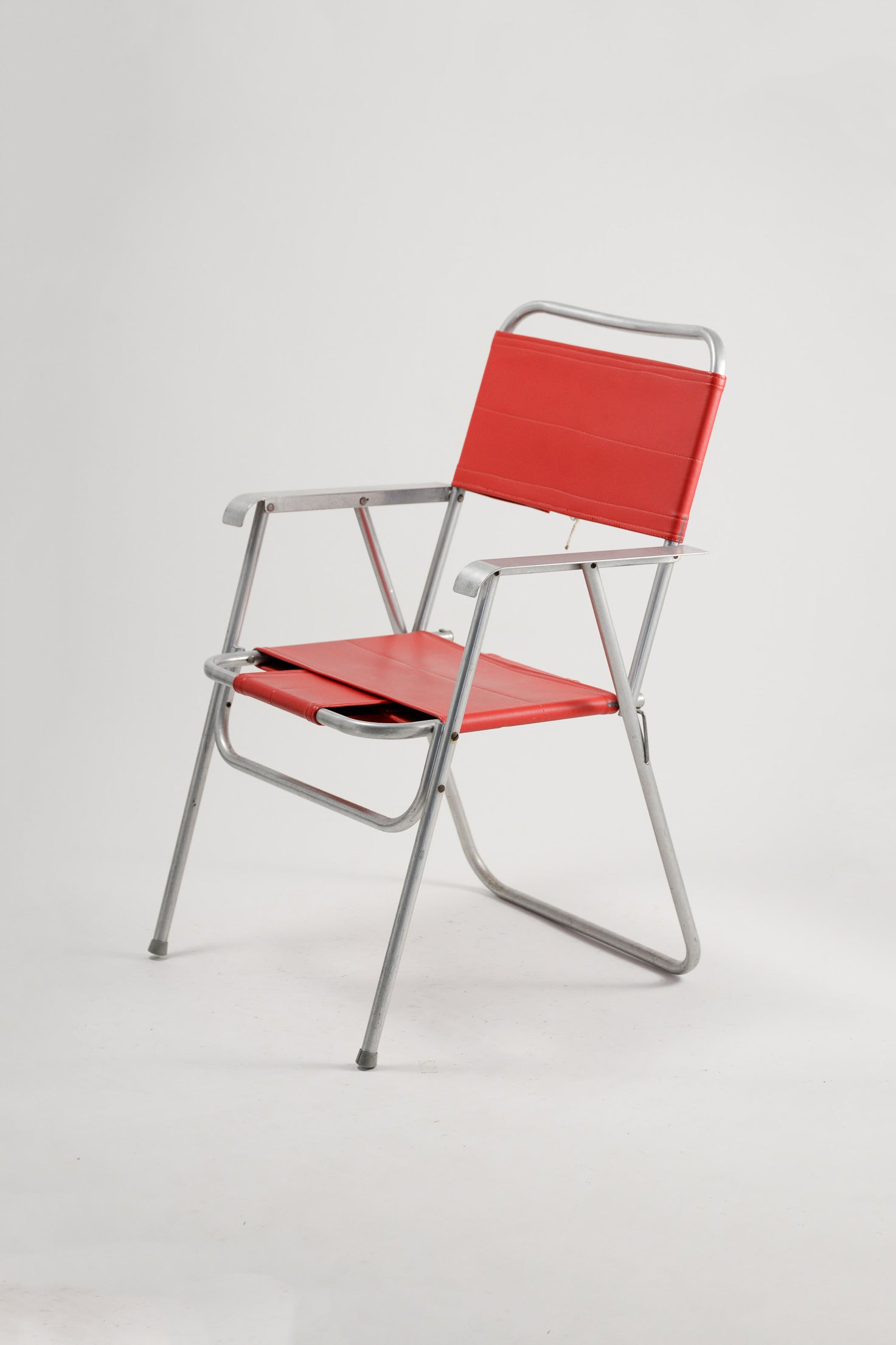 Armchair Folding Chair / アーム付き折りたたみ椅子