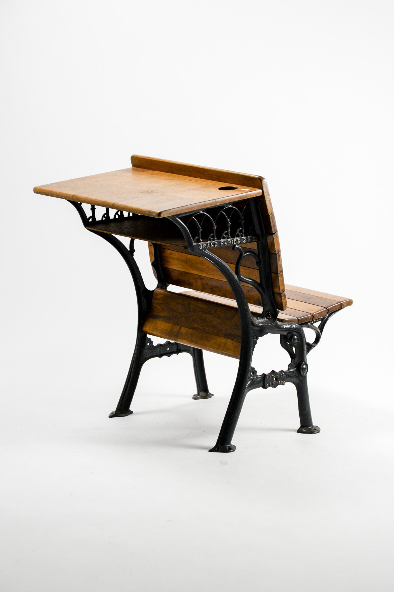 【値引中】レトロスクールデスク＆チェア Vintage School Desk & Chair / スクールデスク・チェア – STORE IN