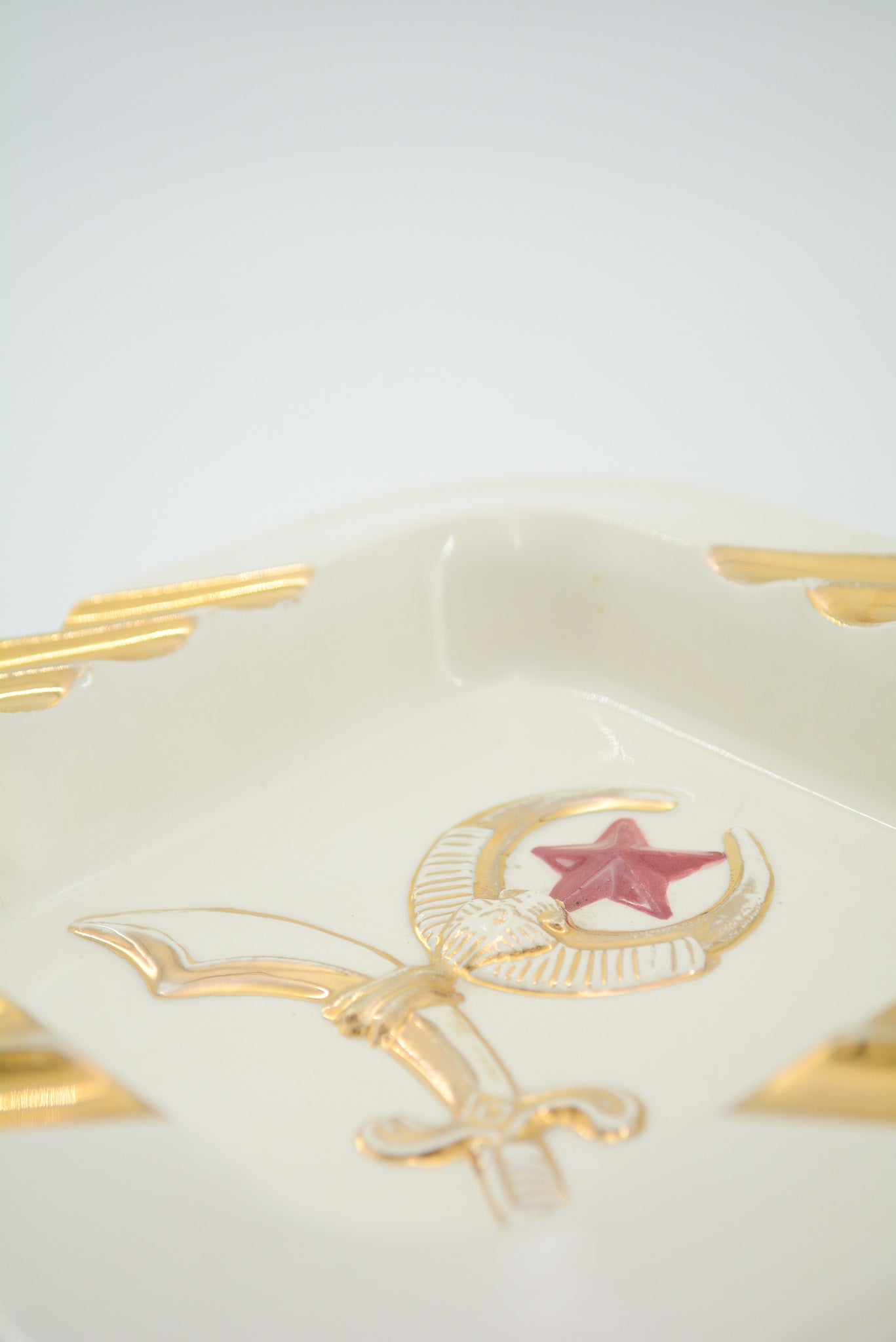 Freemasonry Ceramic Ashtray / フリーメイソン 陶器灰皿