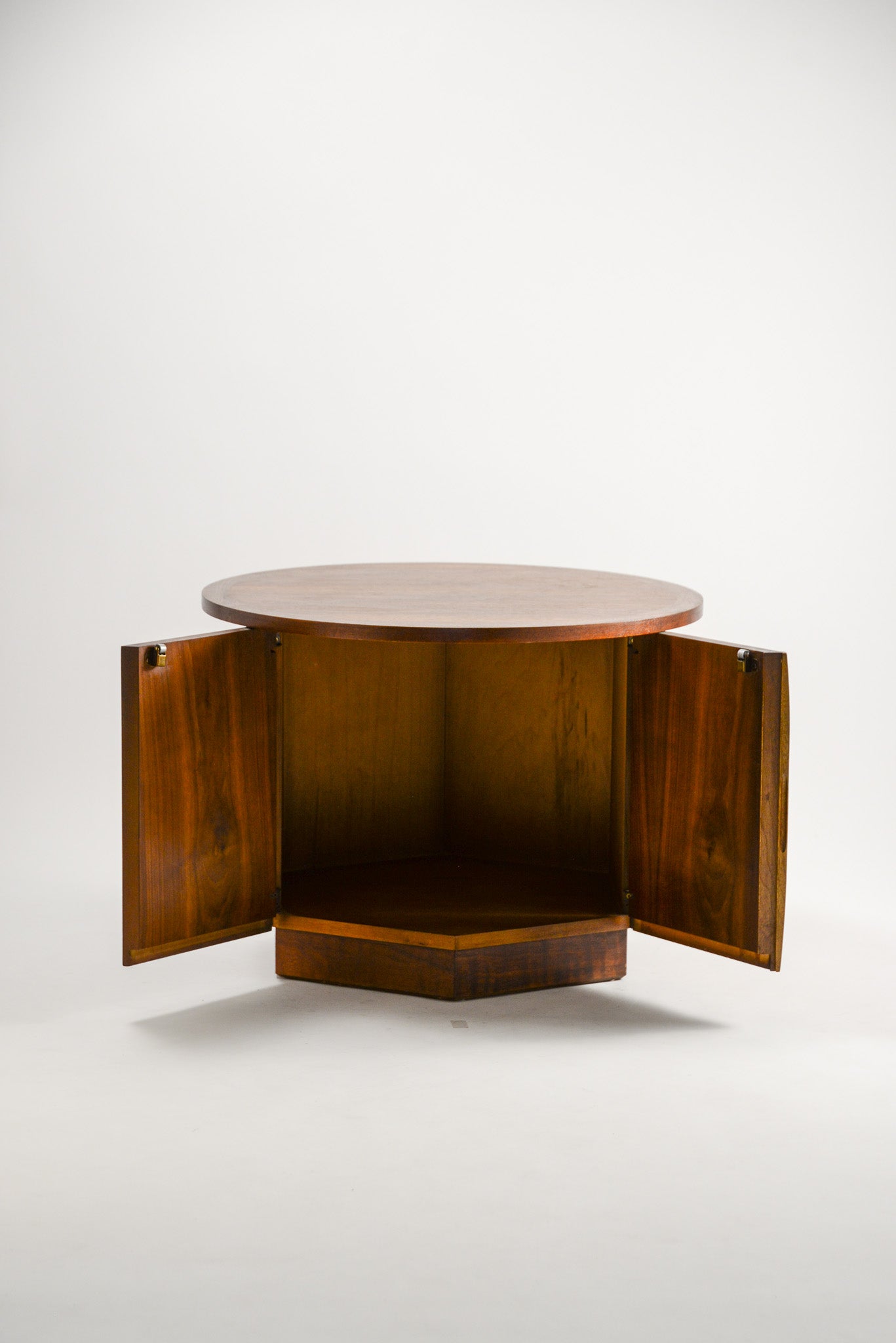 Round Side Table Octagon Base "LANE " / ウッドラウンドテーブル（LANE社製）