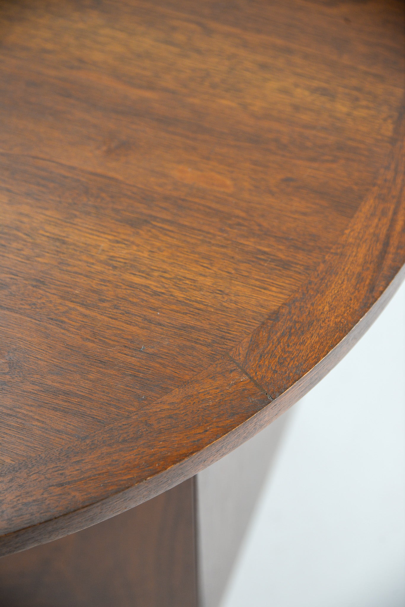 Round Side Table Octagon Base "LANE " / ウッドラウンドテーブル（LANE社製）