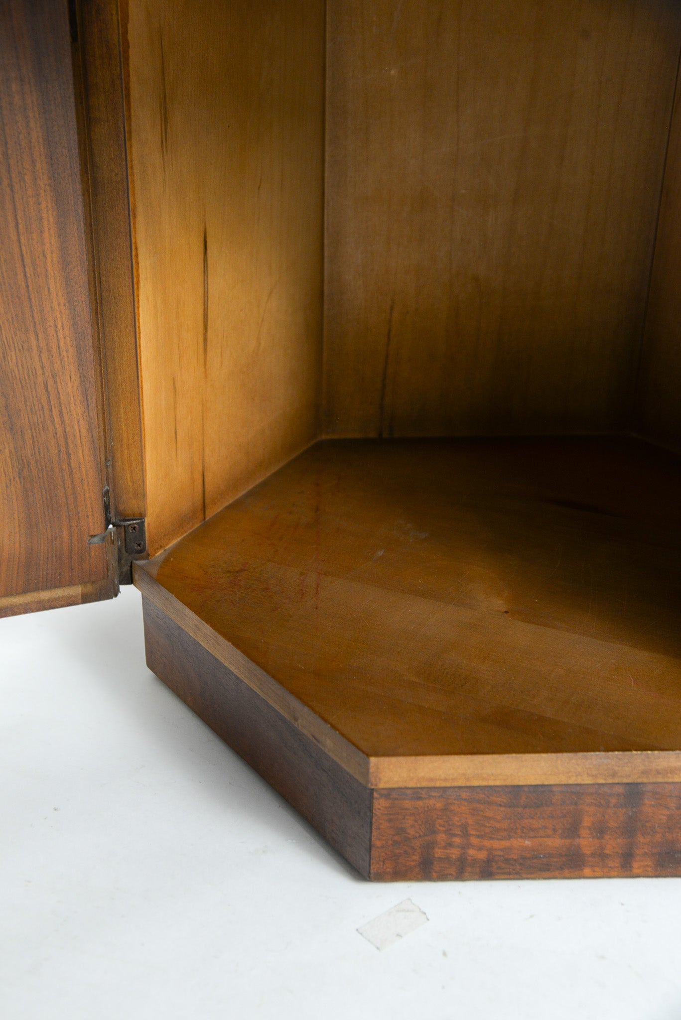 Round Side Table Octagon Base "LANE " / ウッドラウンドテーブル（LANE社製）