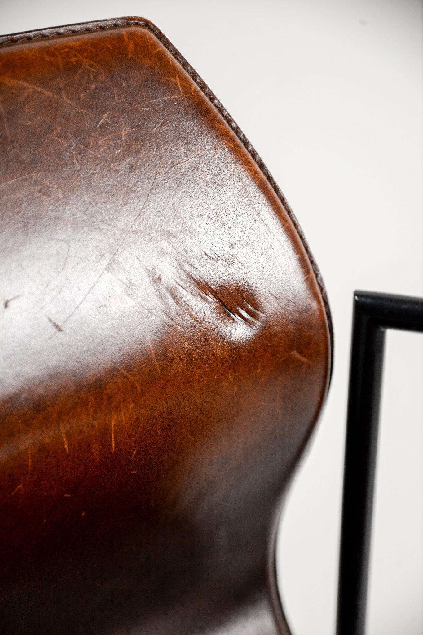 Vintage Leather Desk Chair with Sculptural Armrests / ヴィンテージ レザーデスクチェア スカルプチュアルアーム