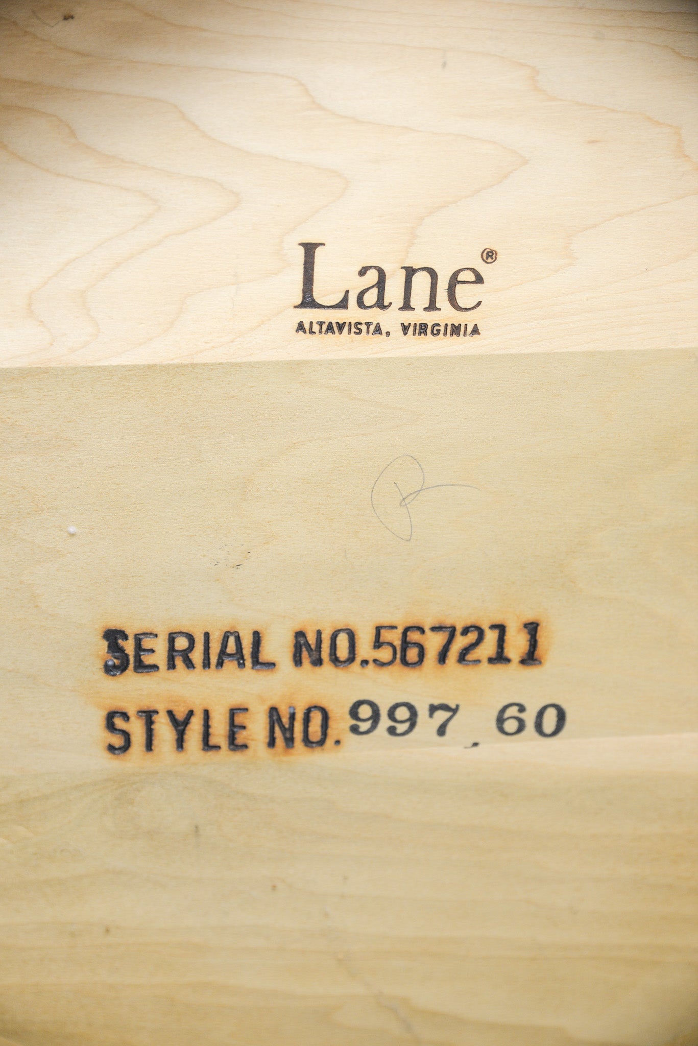 Round Side Table Octagon Base "LANE " / ウッドラウンドテーブル（LANE社製）