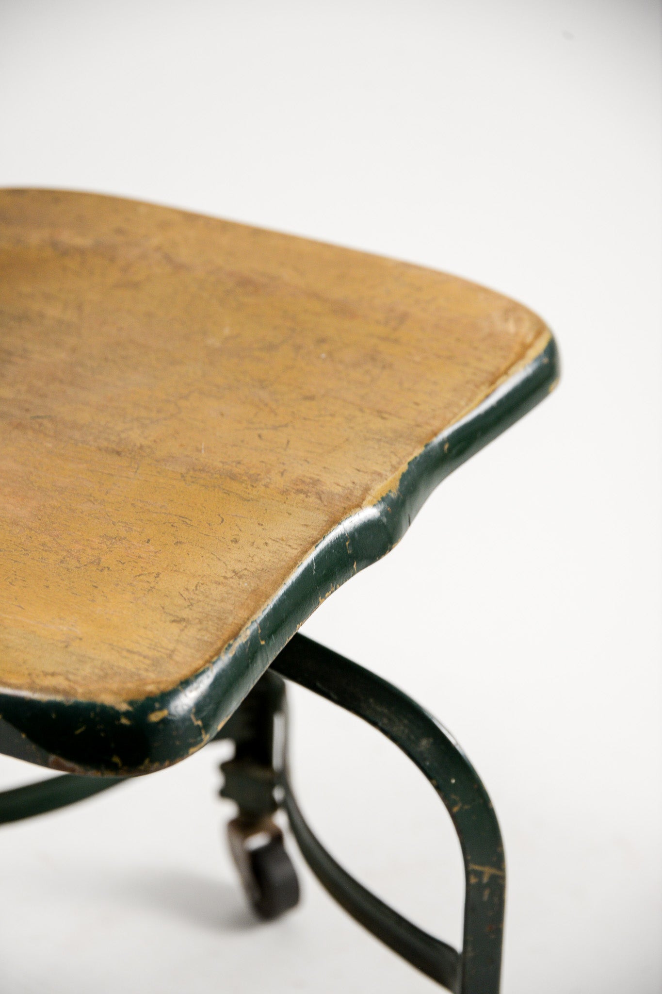 Industrial Swivel Chair / インダストリアル スウィベル チェア