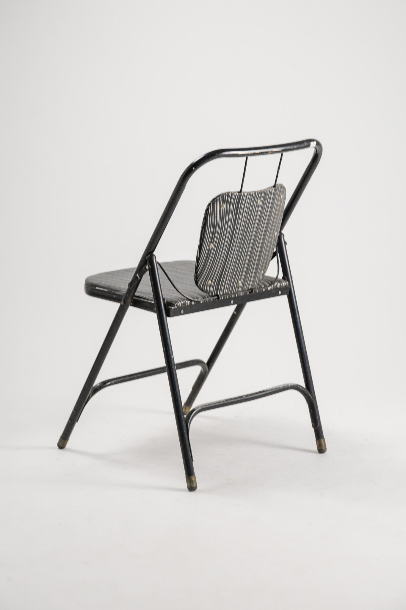 Metal Frame Folding Chair / メタルフレーム折りたたみ椅子 – STORE