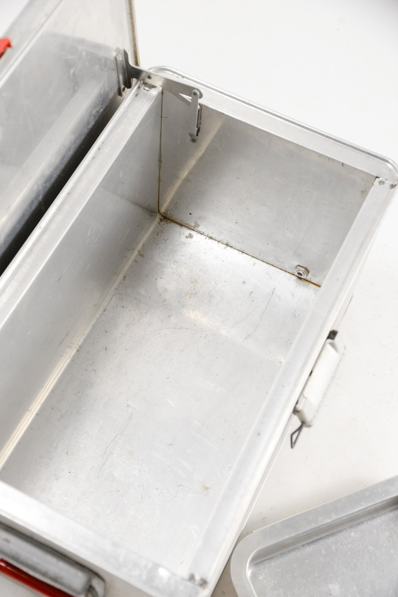 Metal Cooler Box / メタルクーラーボックス – STORE IN FACTORY Online