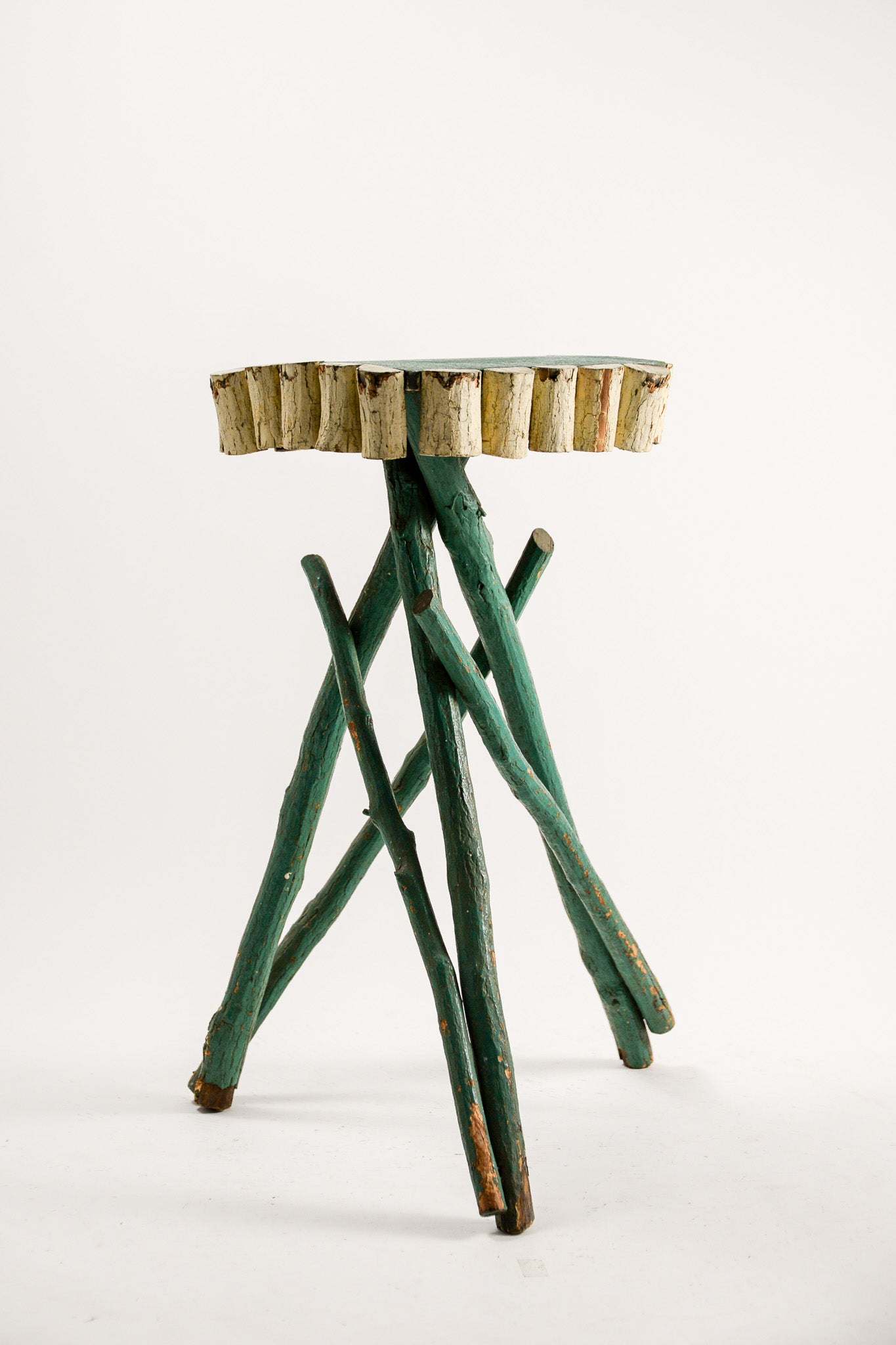 Wooden Display Stand / 木製飾り台