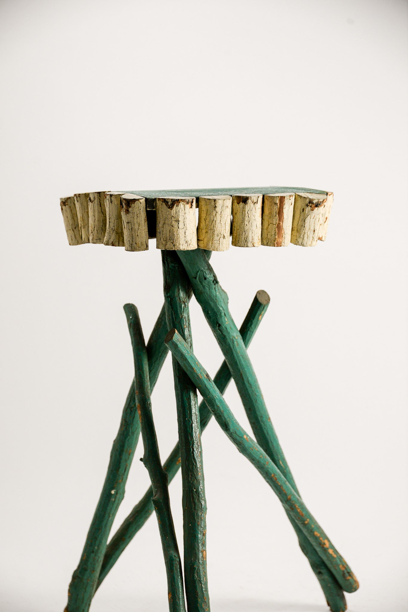 Wooden Display Stand / 木製飾り台