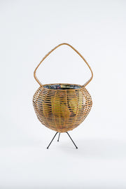 3-Legged Woven Basket / 3本脚のバスケット