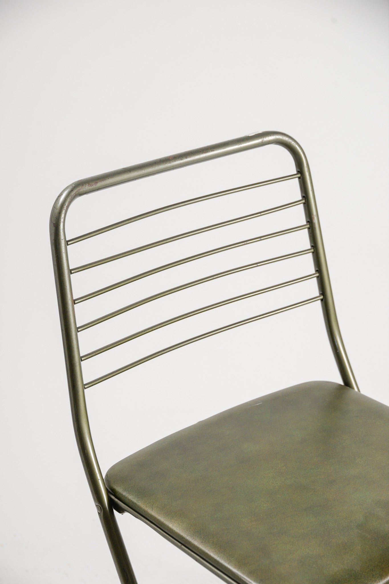 Metal Folding Chair / メタル折りたたみ椅子