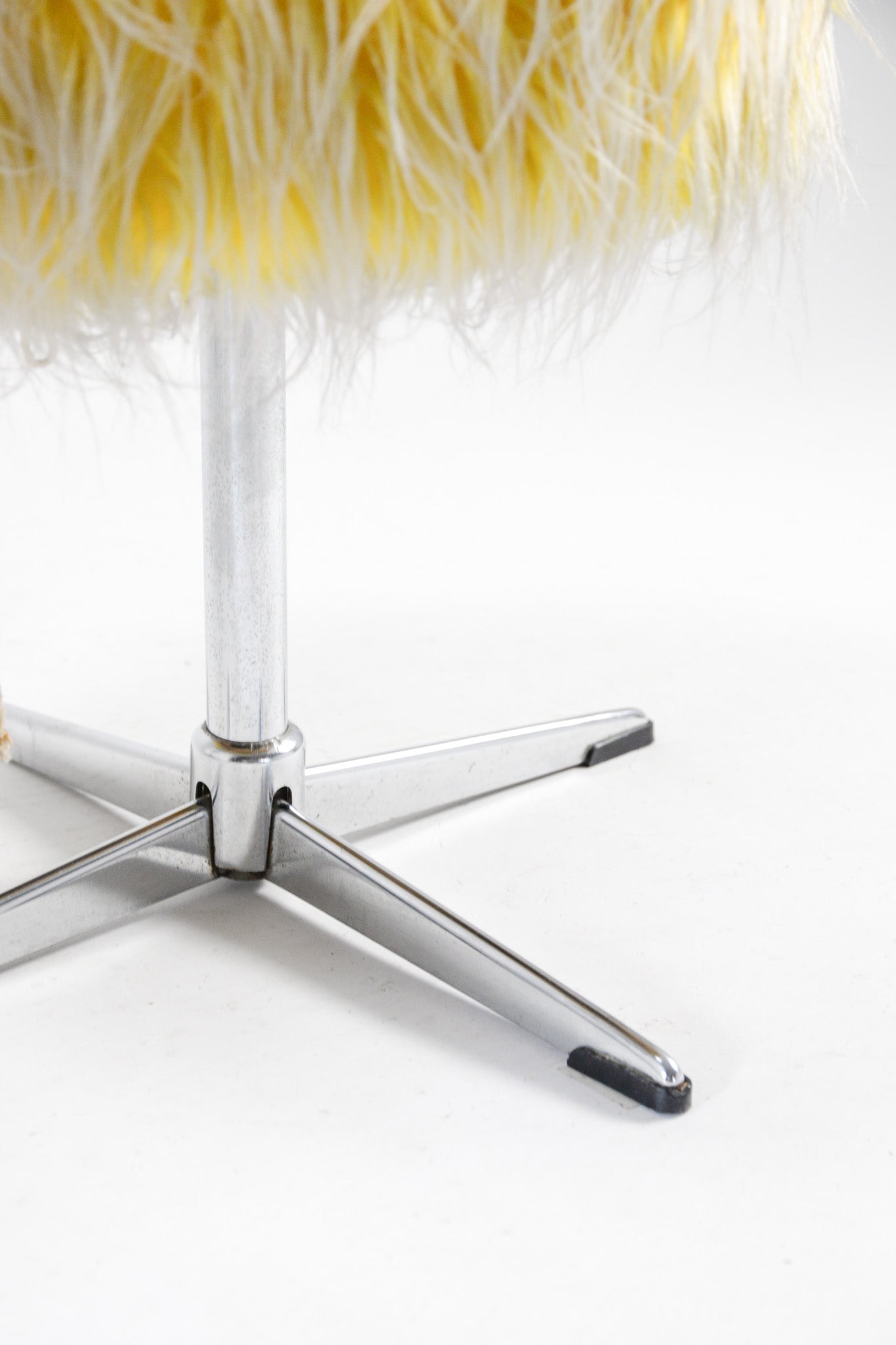 MOFU MOFU Stool  / モフモフ スツール