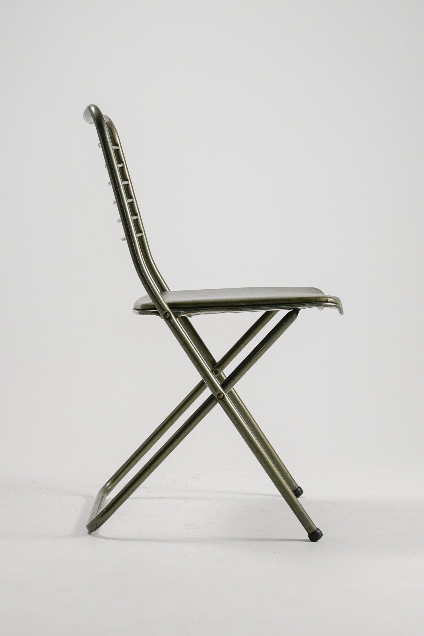 Metal Folding Chair / メタル折りたたみ椅子