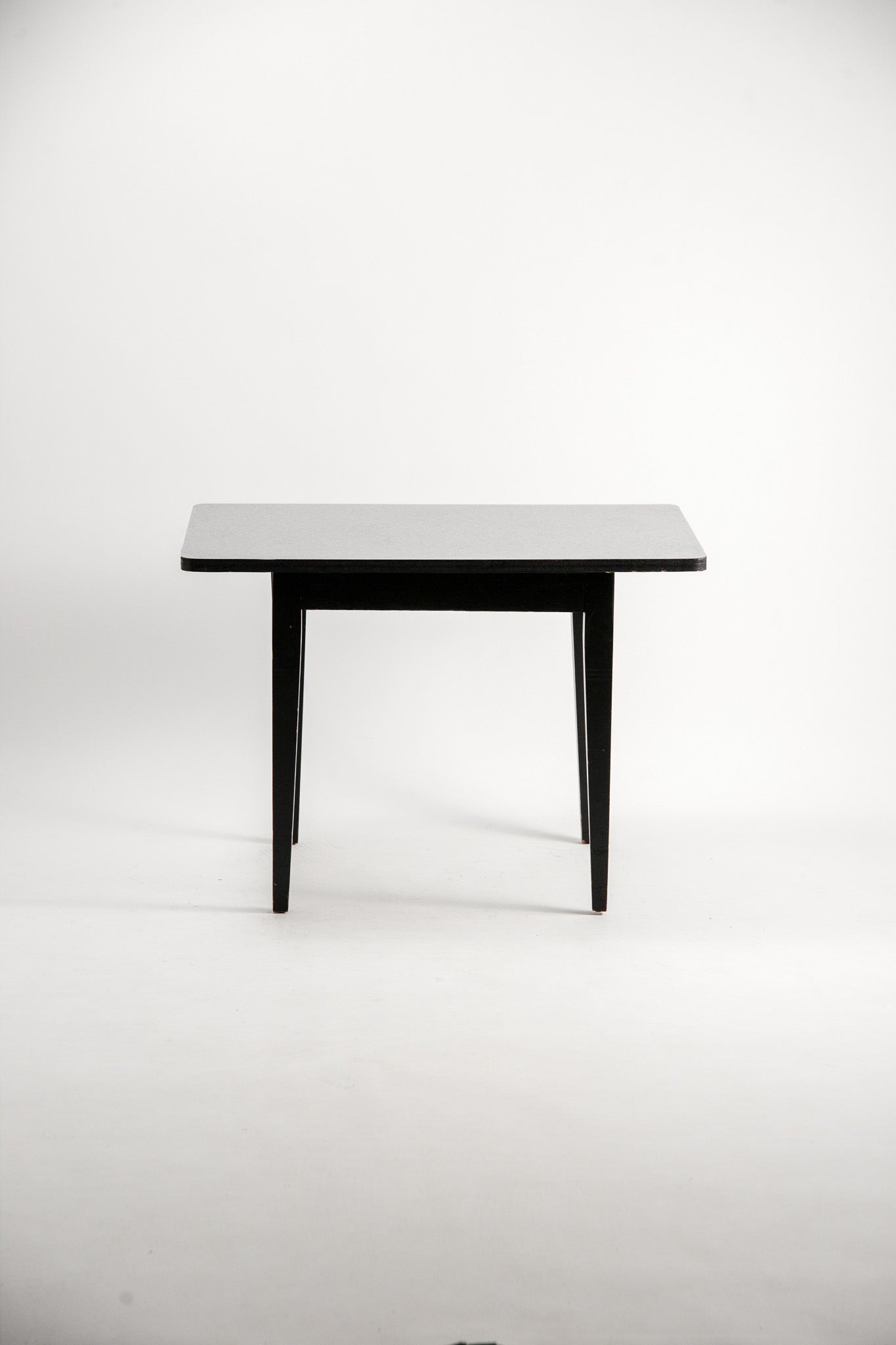 Small Table with Boomerang Pattern Formica Top / ブーメラン柄フォルミカ天板 スモールテーブル