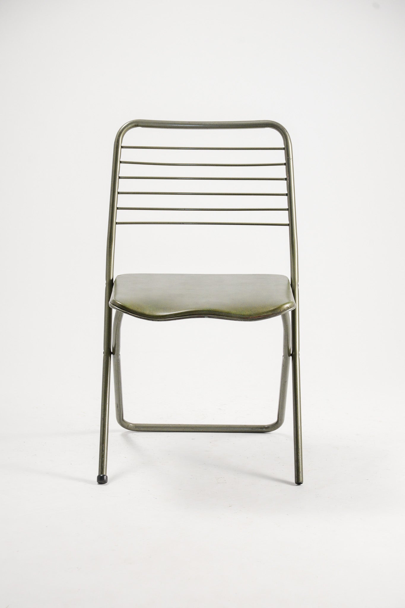 Metal Folding Chair / メタル折りたたみ椅子