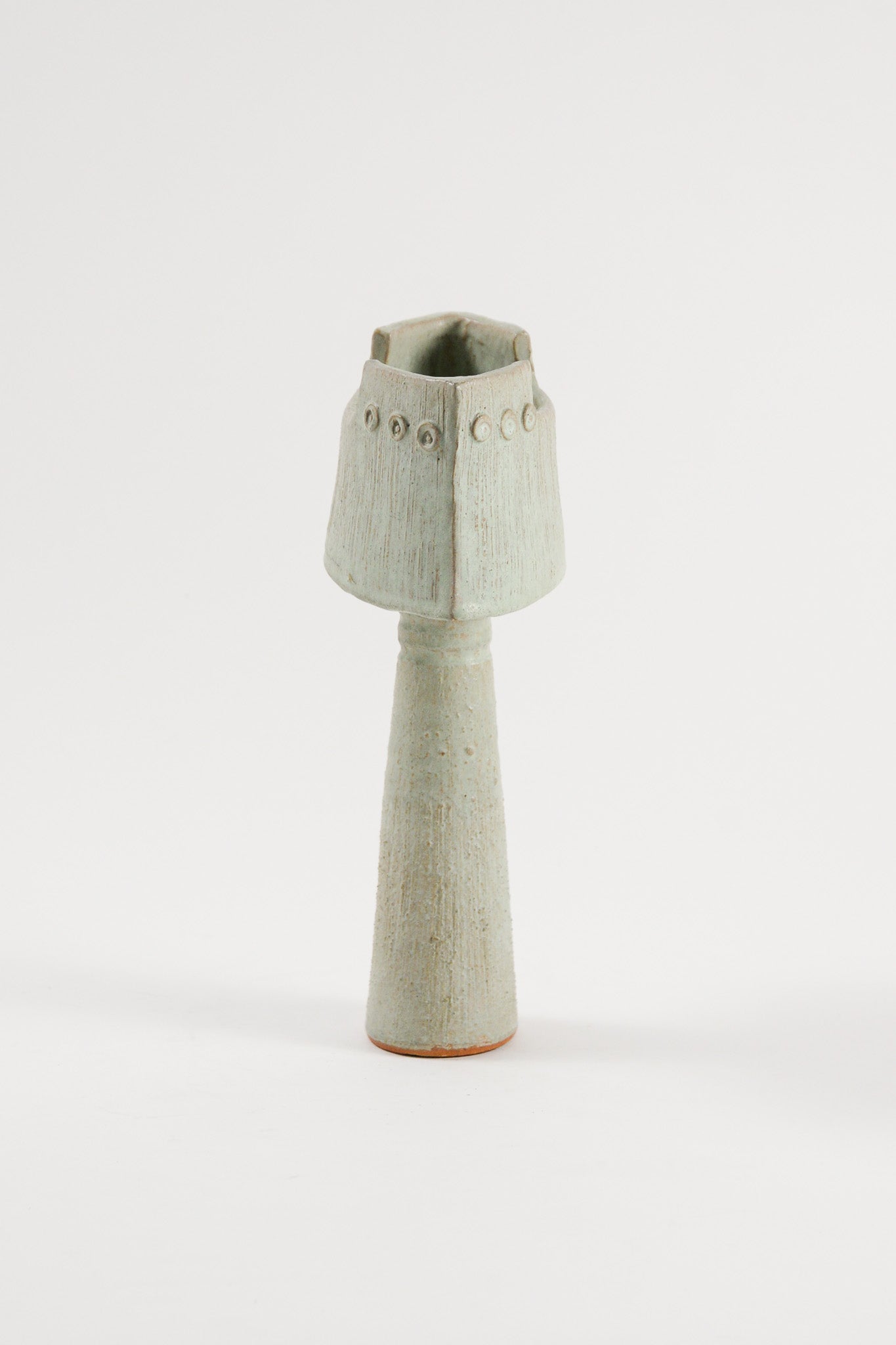 Ceramic Pedestal Stand / 高杯型の陶器