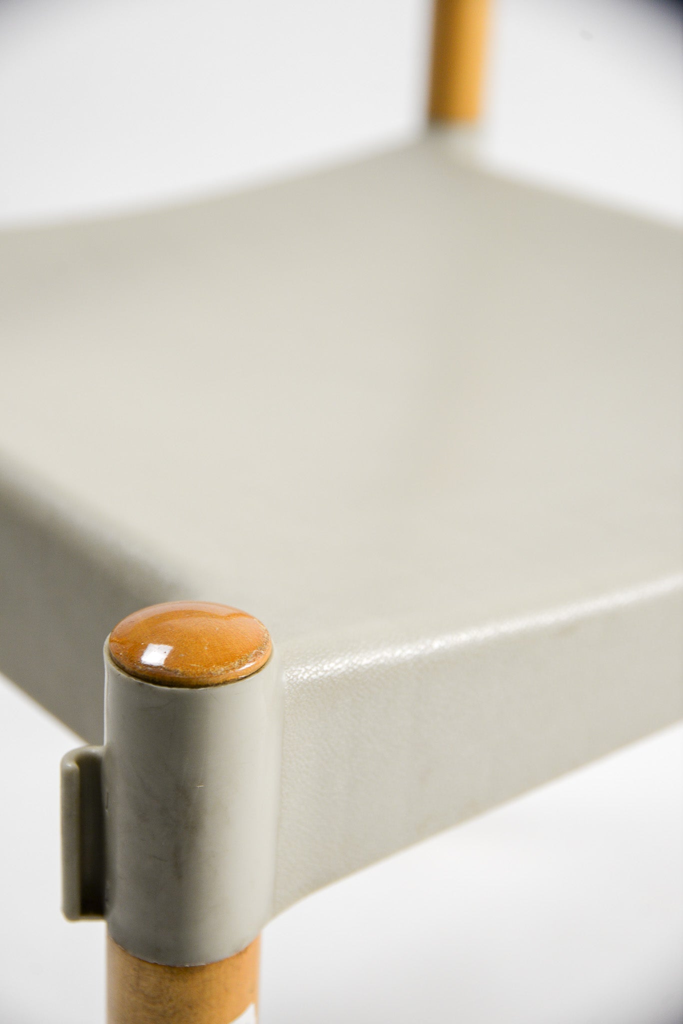 Stacking The Strax chair by CASARA / スタッキング Straxチェア CASALA