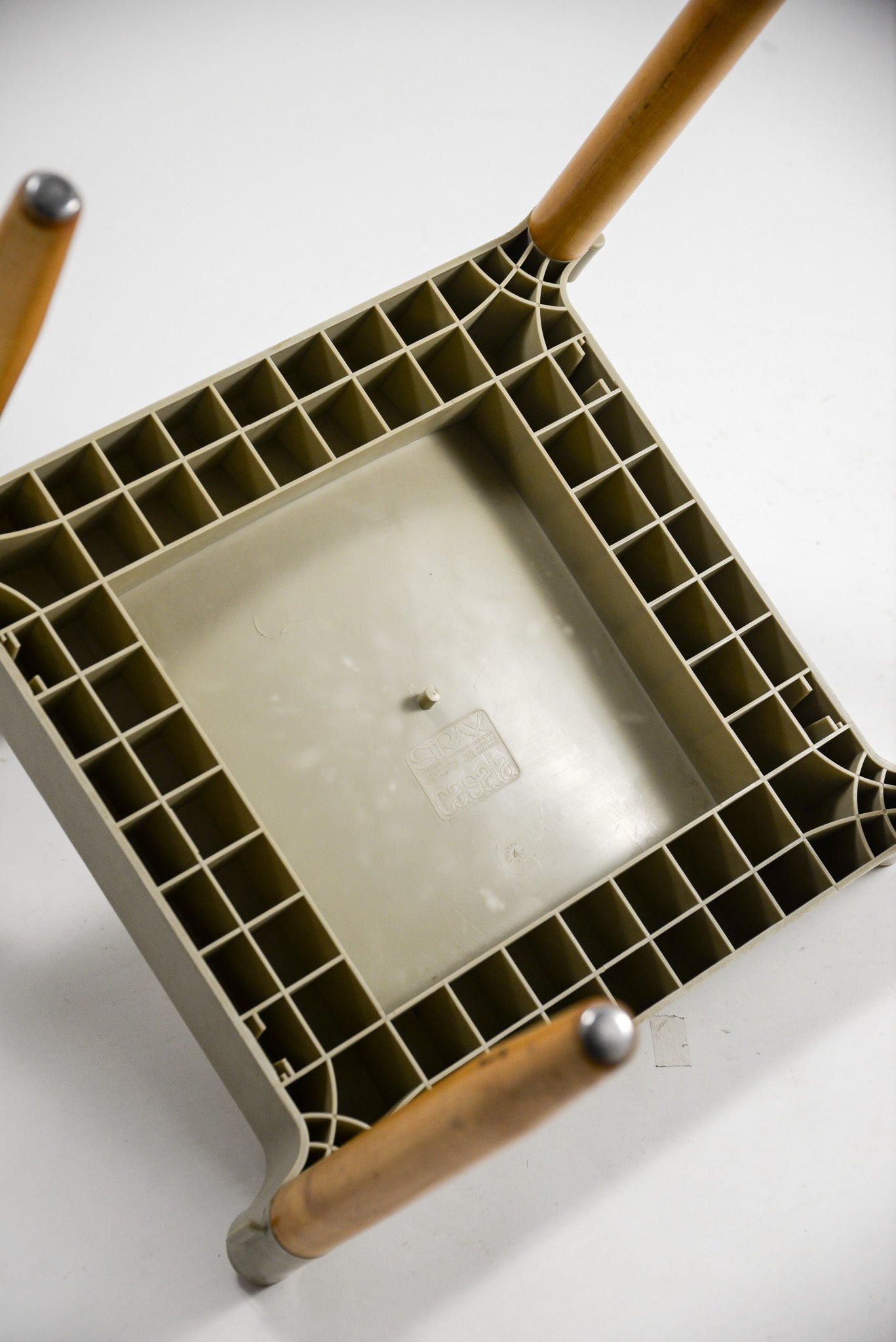 Stacking The Strax chair by CASARA / スタッキング Straxチェア CASALA