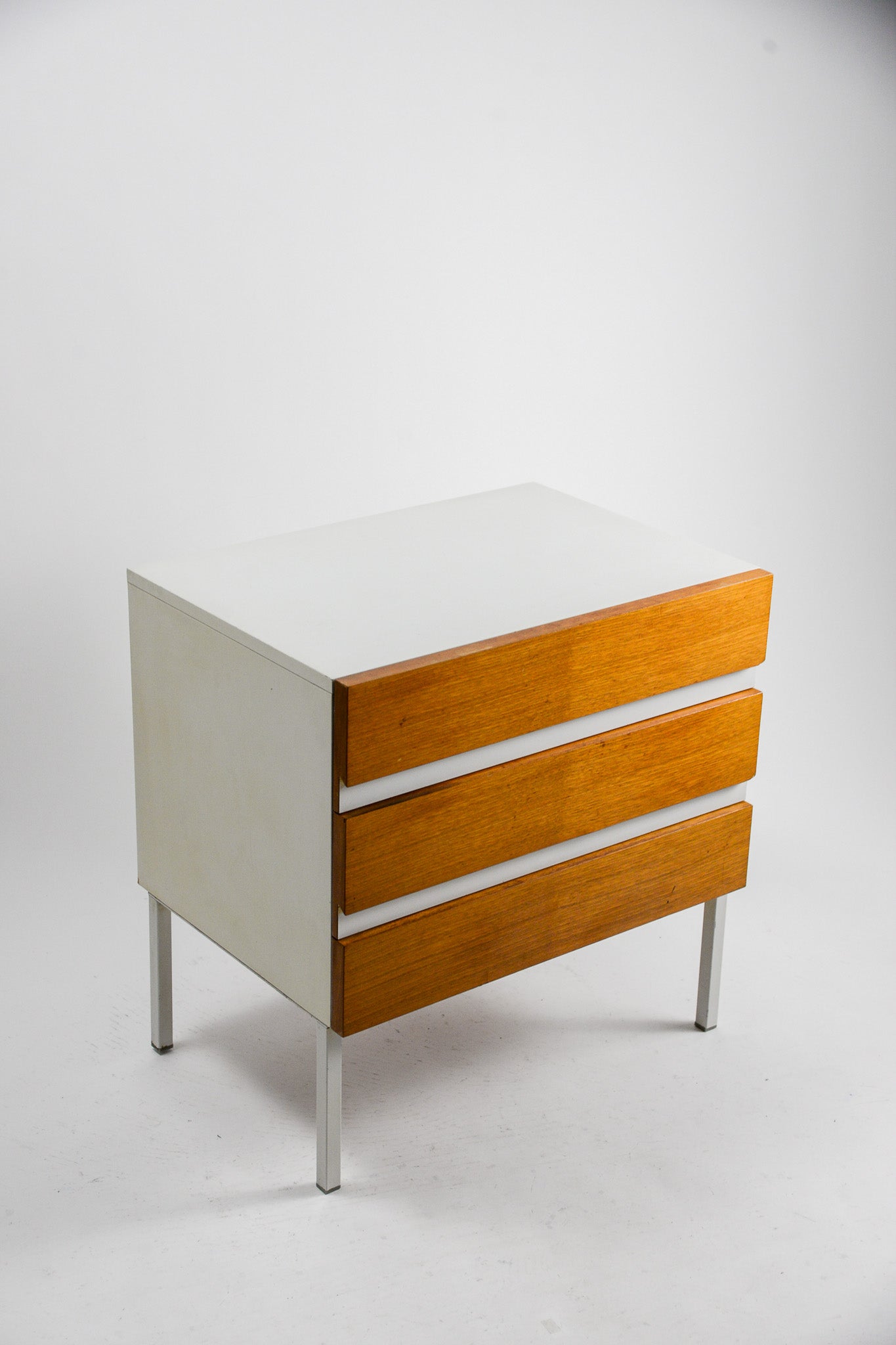 Steel Leg 3-Tier Cabinet / スチール脚 3段キャビネット