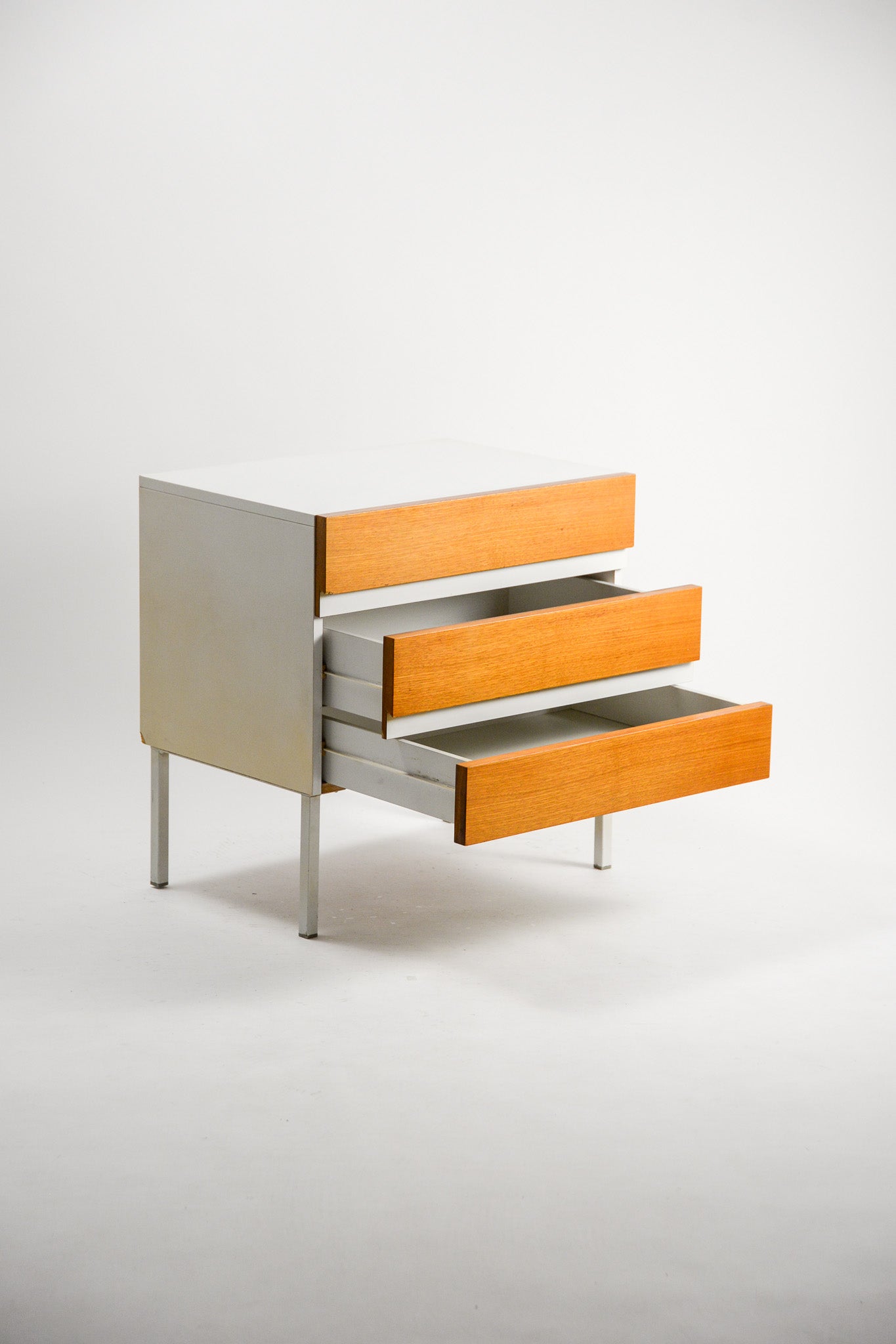 Steel Leg 3-Tier Cabinet / スチール脚 3段キャビネット