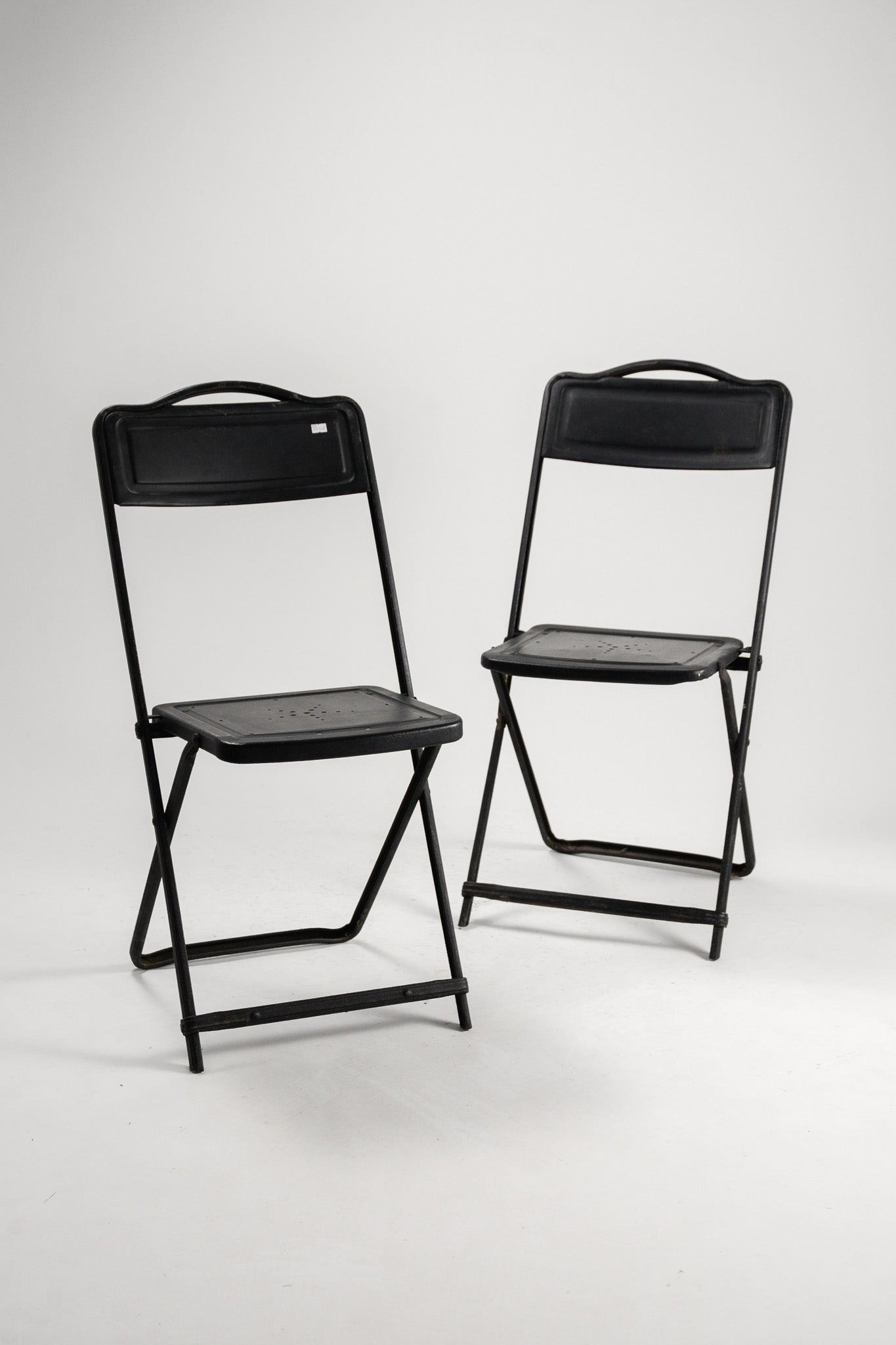 Folding Chair / 折りたたみイス