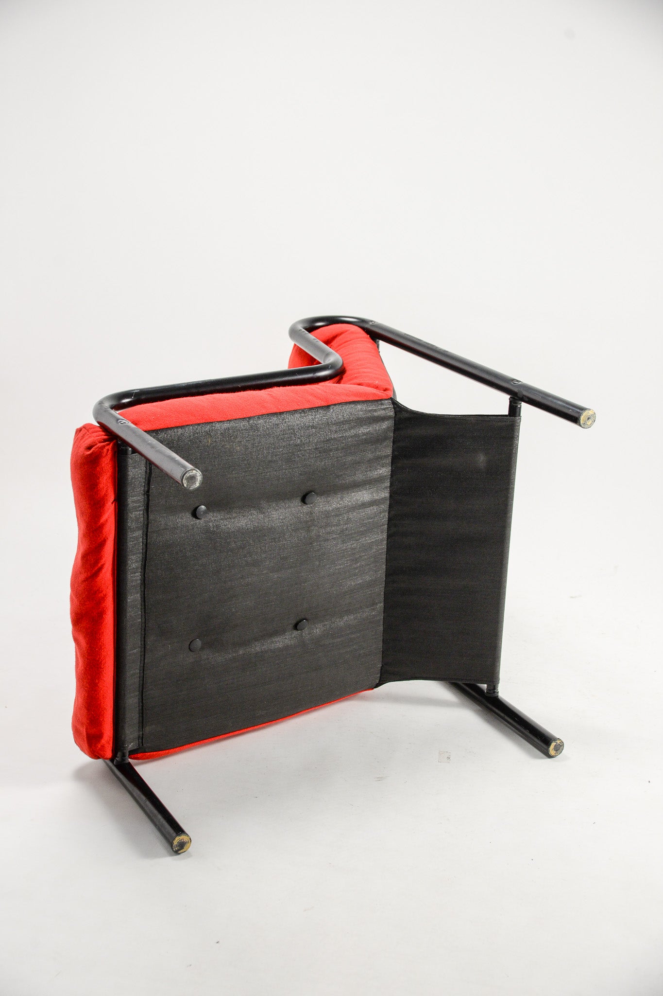 Red Fabric Armchair / 赤ファブリック アームチェア – STORE IN