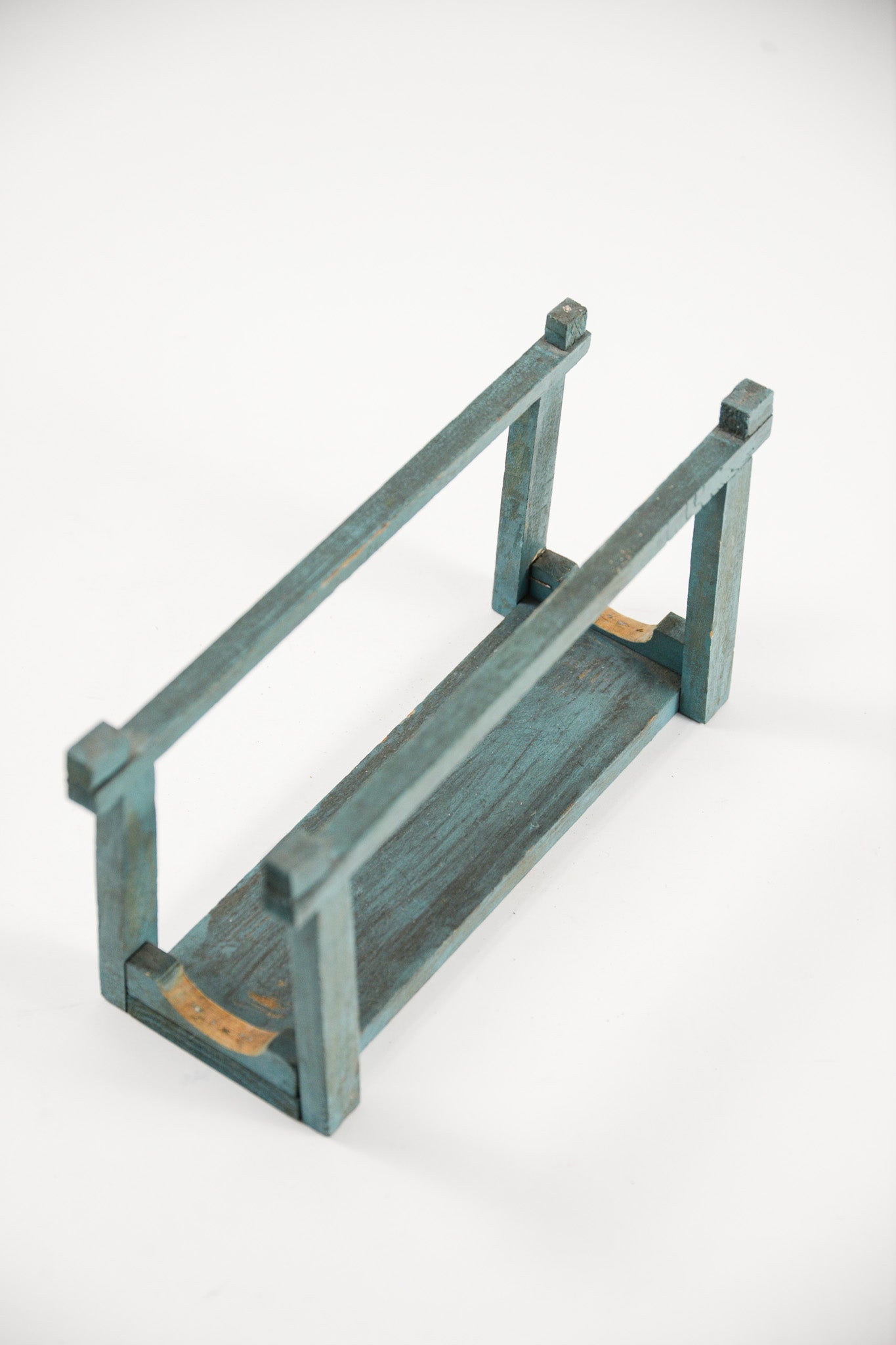 Wooden Rocking Toy / 木製揺れるおもちゃ