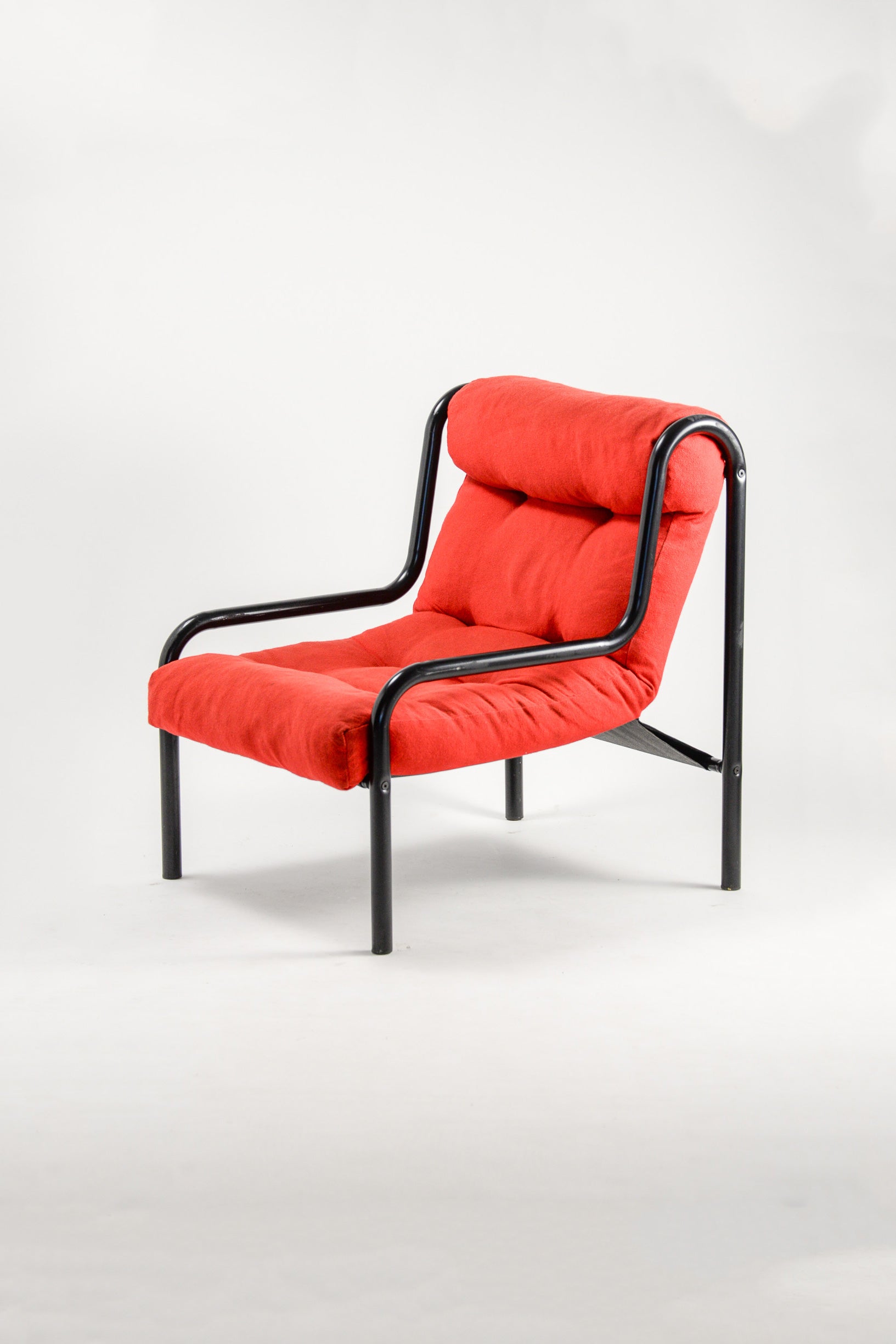 Red Fabric Armchair / 赤ファブリック アームチェア