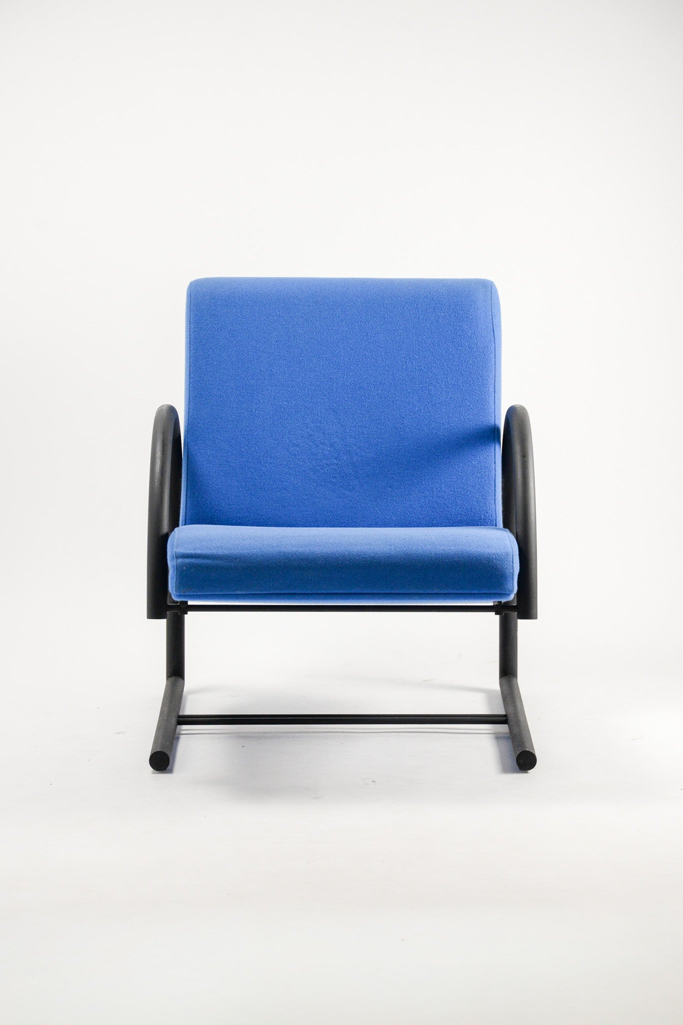 Blue Fabric Armchair / 青ファブリック アームチェア