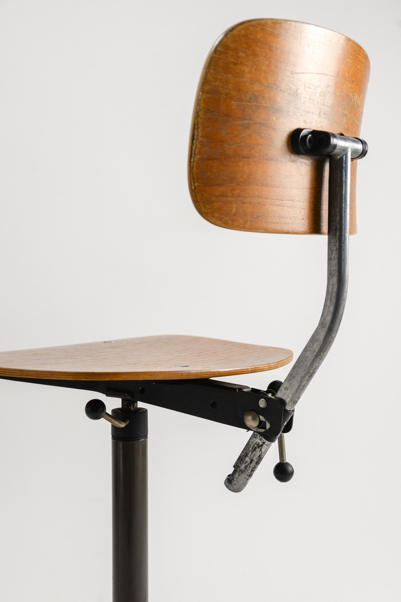 デスクチェア Kevi Chair Vintage KEVI Office Chair / ヴィンテージ ケヴィ オフィス チェア