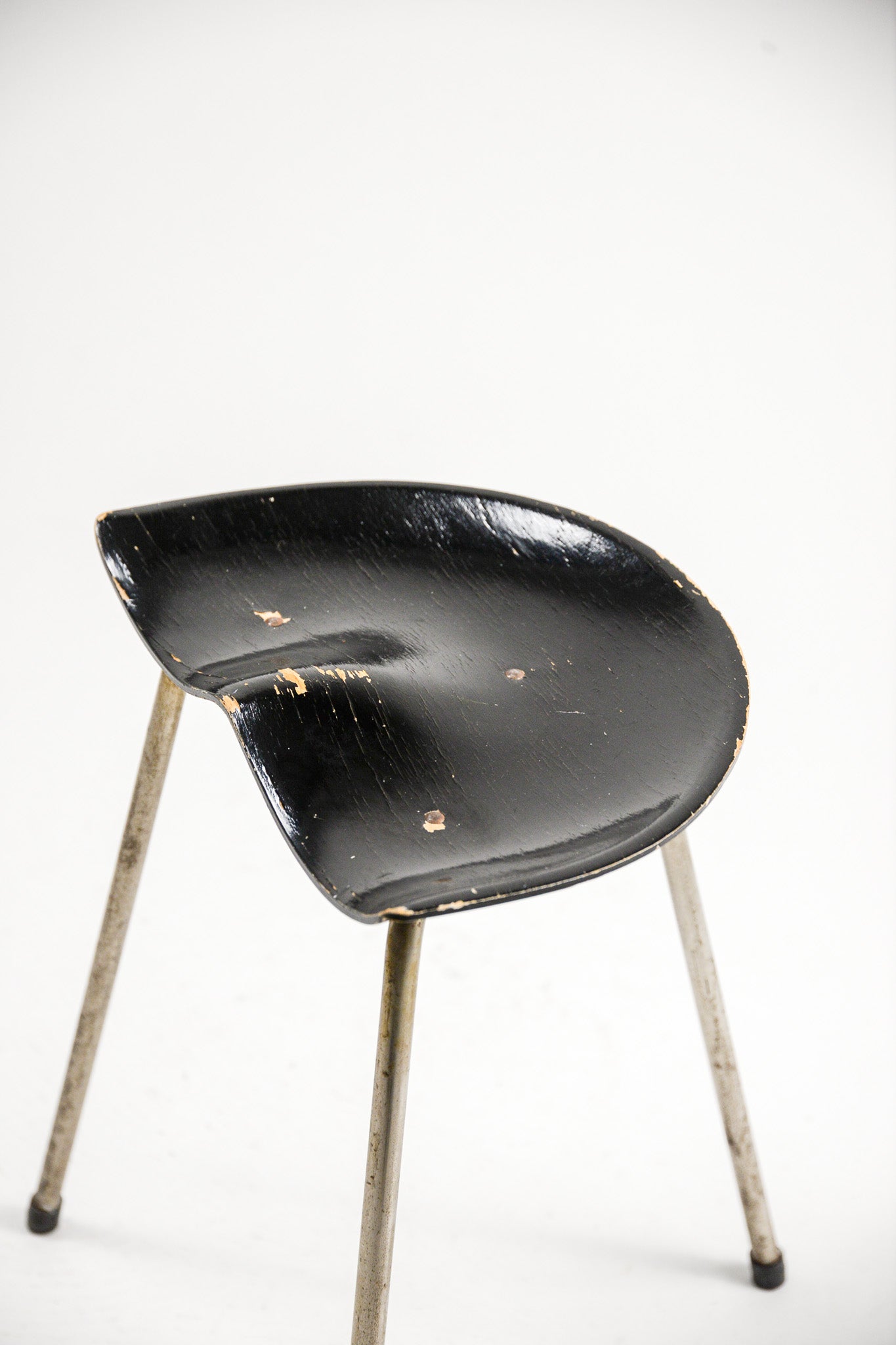 Bent Plywood Stool / 曲げ合板 スツール