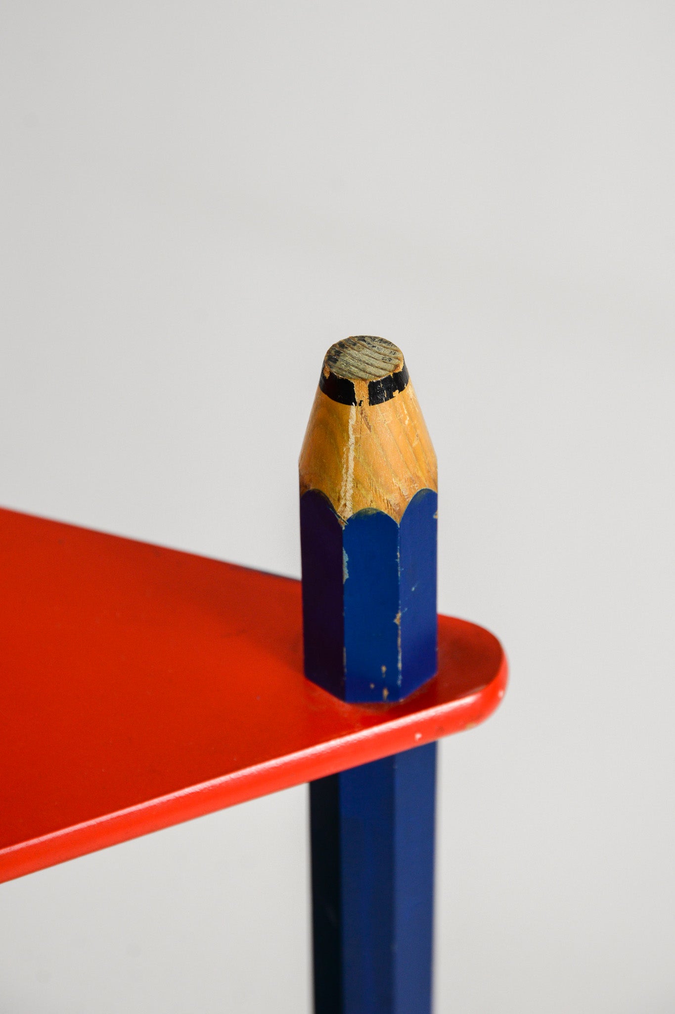 Pencil Corner Table / えんぴつ コーナーテーブル
