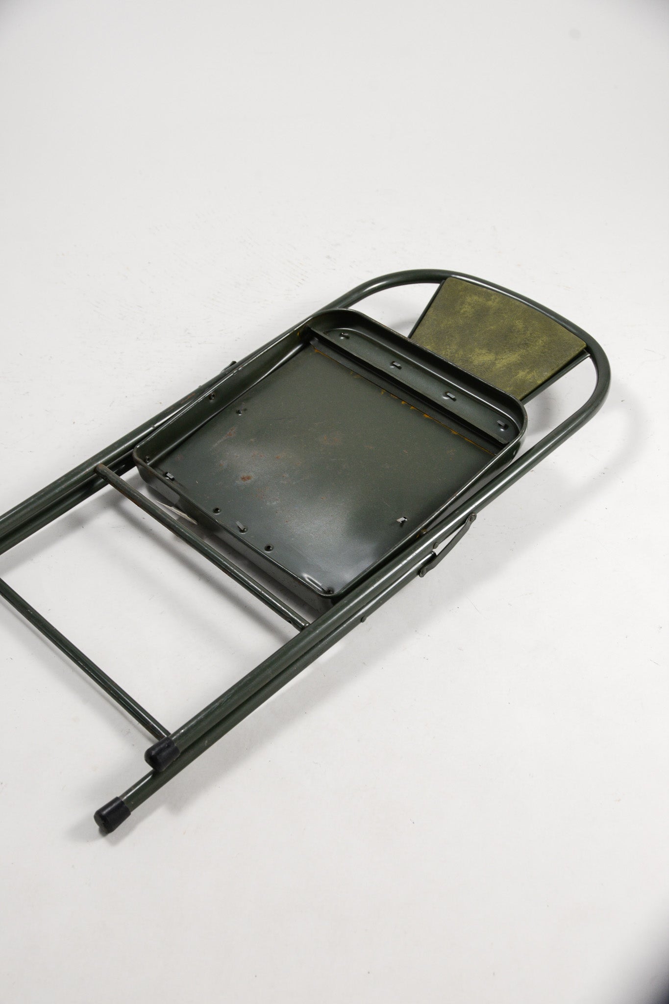 Green Fabric Folding Chair / 緑ファブリック 折りたたみイス